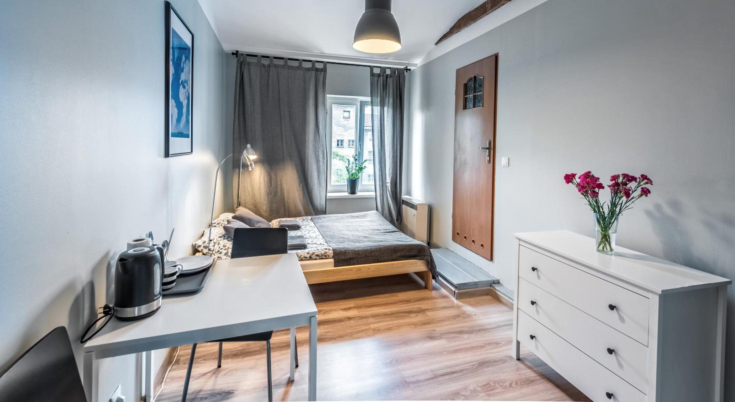 Double Room with Bathroom - Photo 1