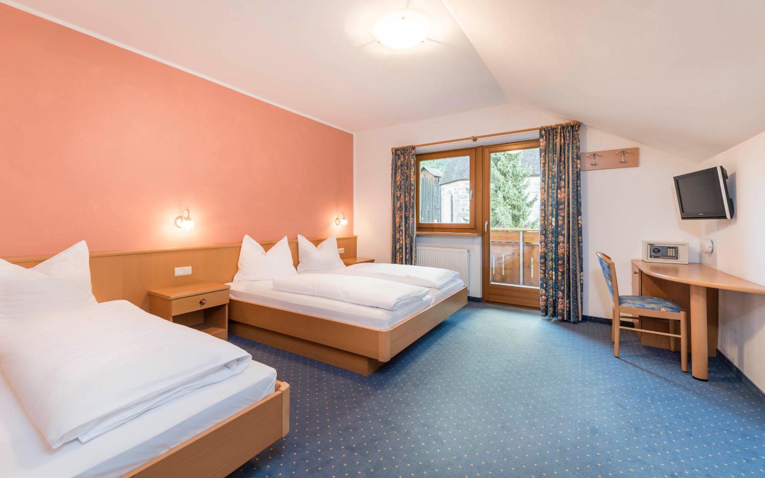 Triple Room with Balcony photo 1