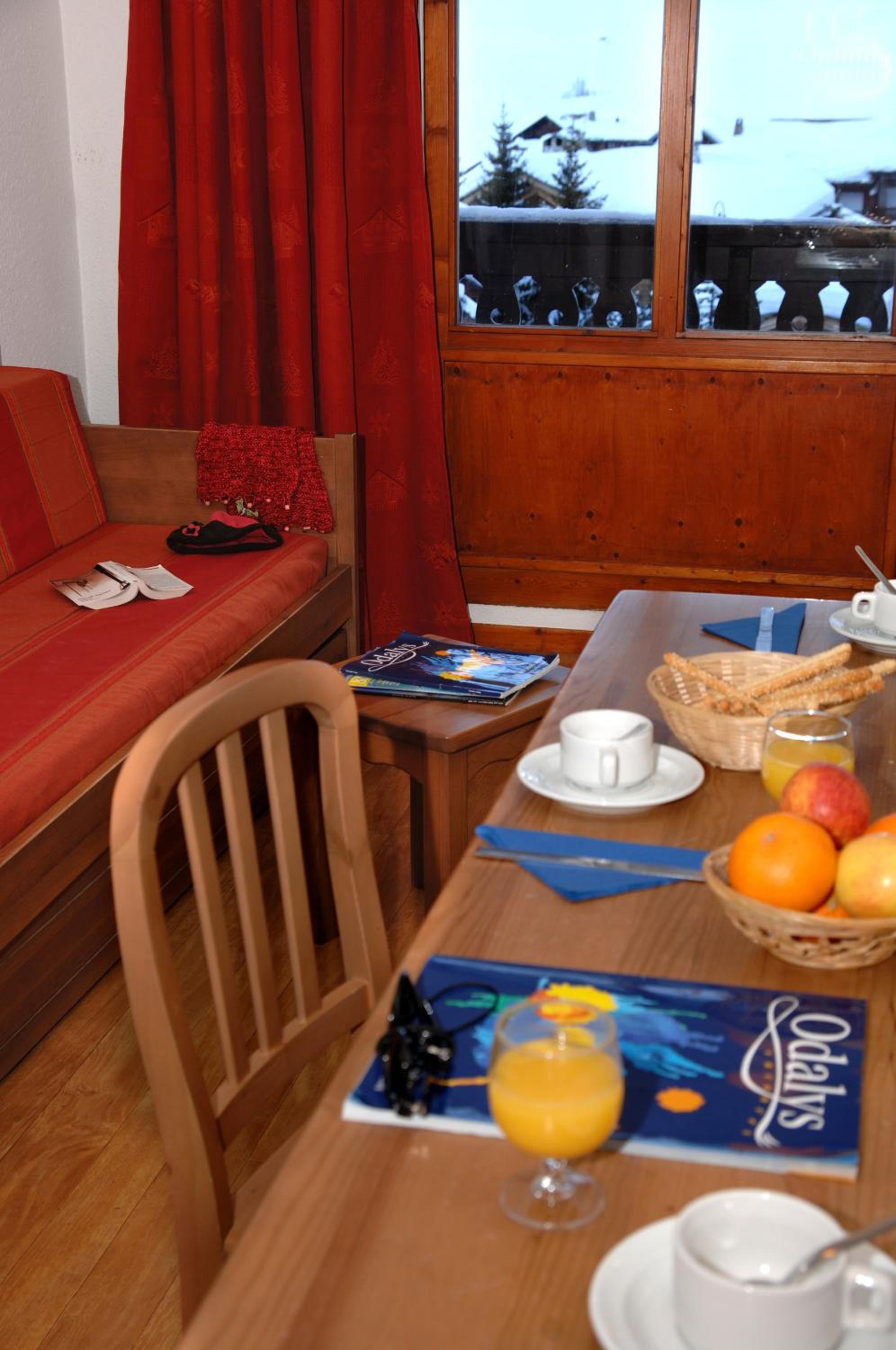 2-Room Apartment (4 people)