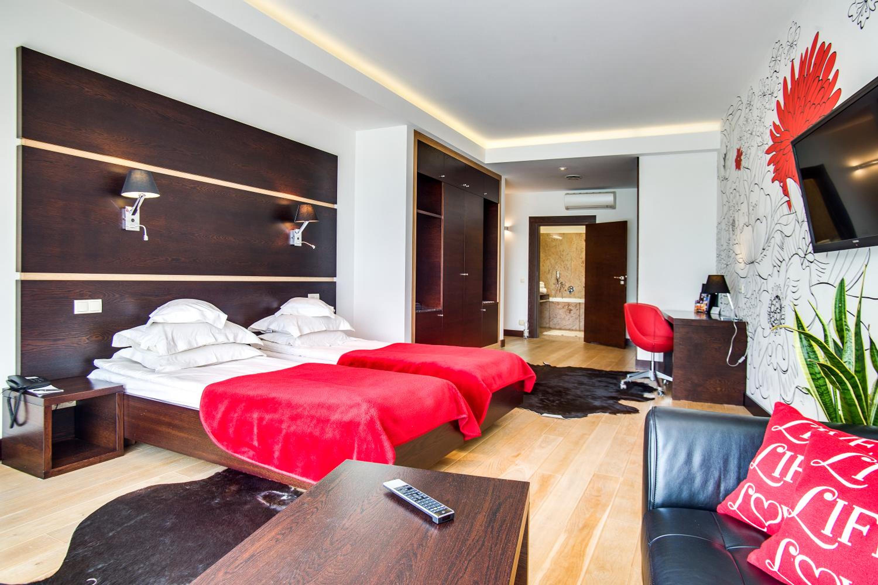Luxury Double or Twin Room - Photo 6