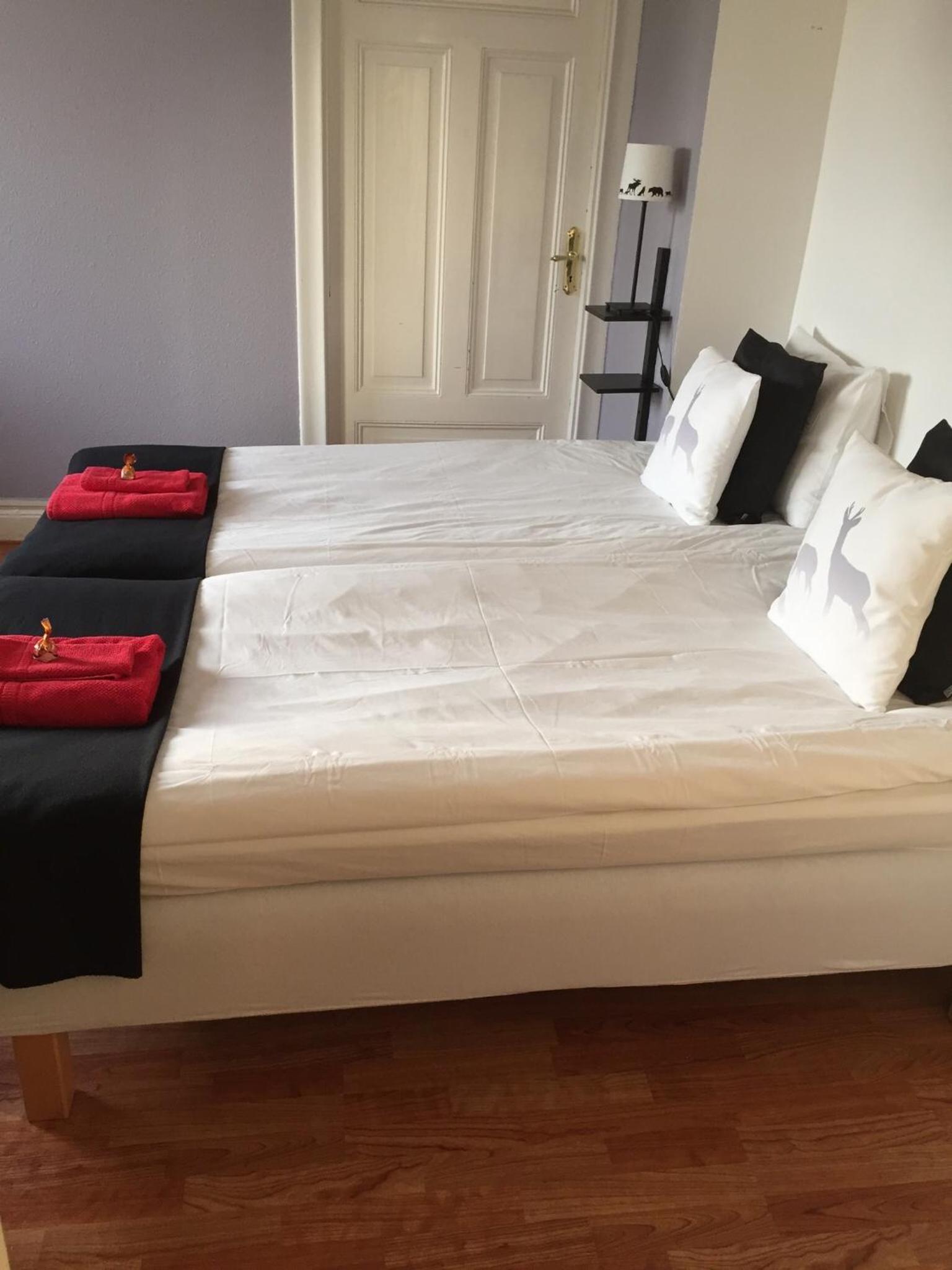 Double Room with Private Bathroom - Photo 3