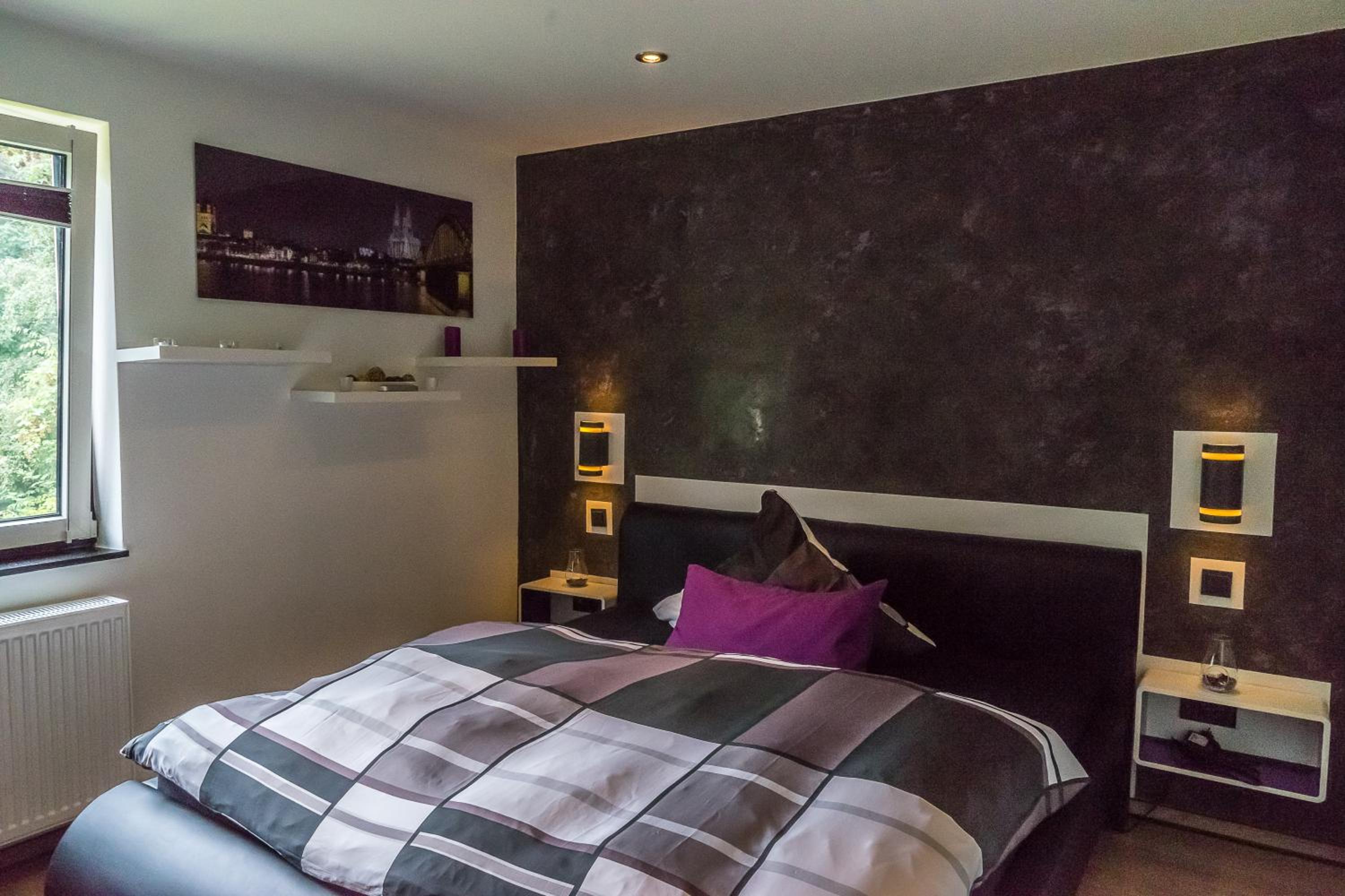 Two-Bedroom Apartment - Photo 33