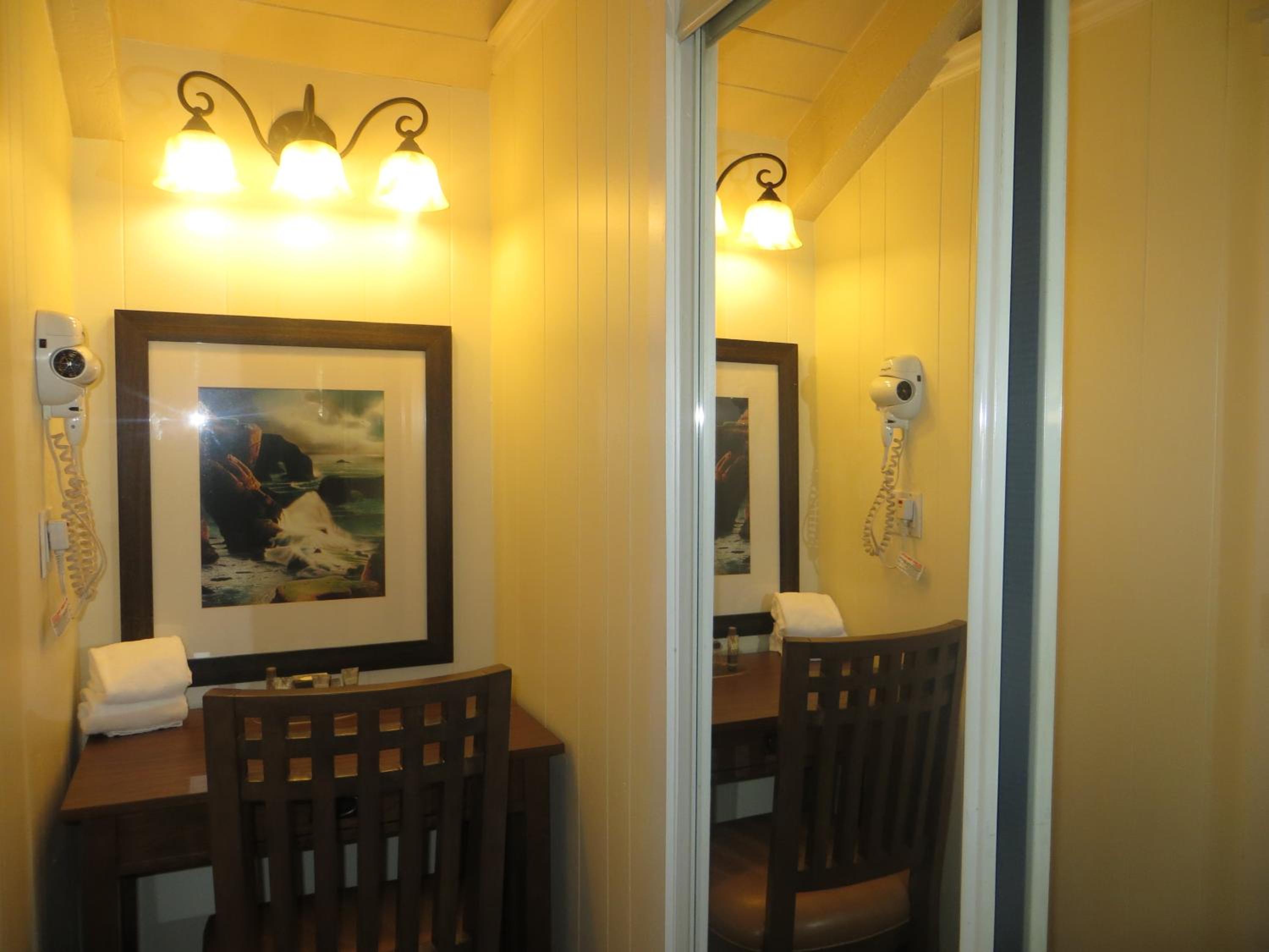 Deluxe Queen Room photo 3