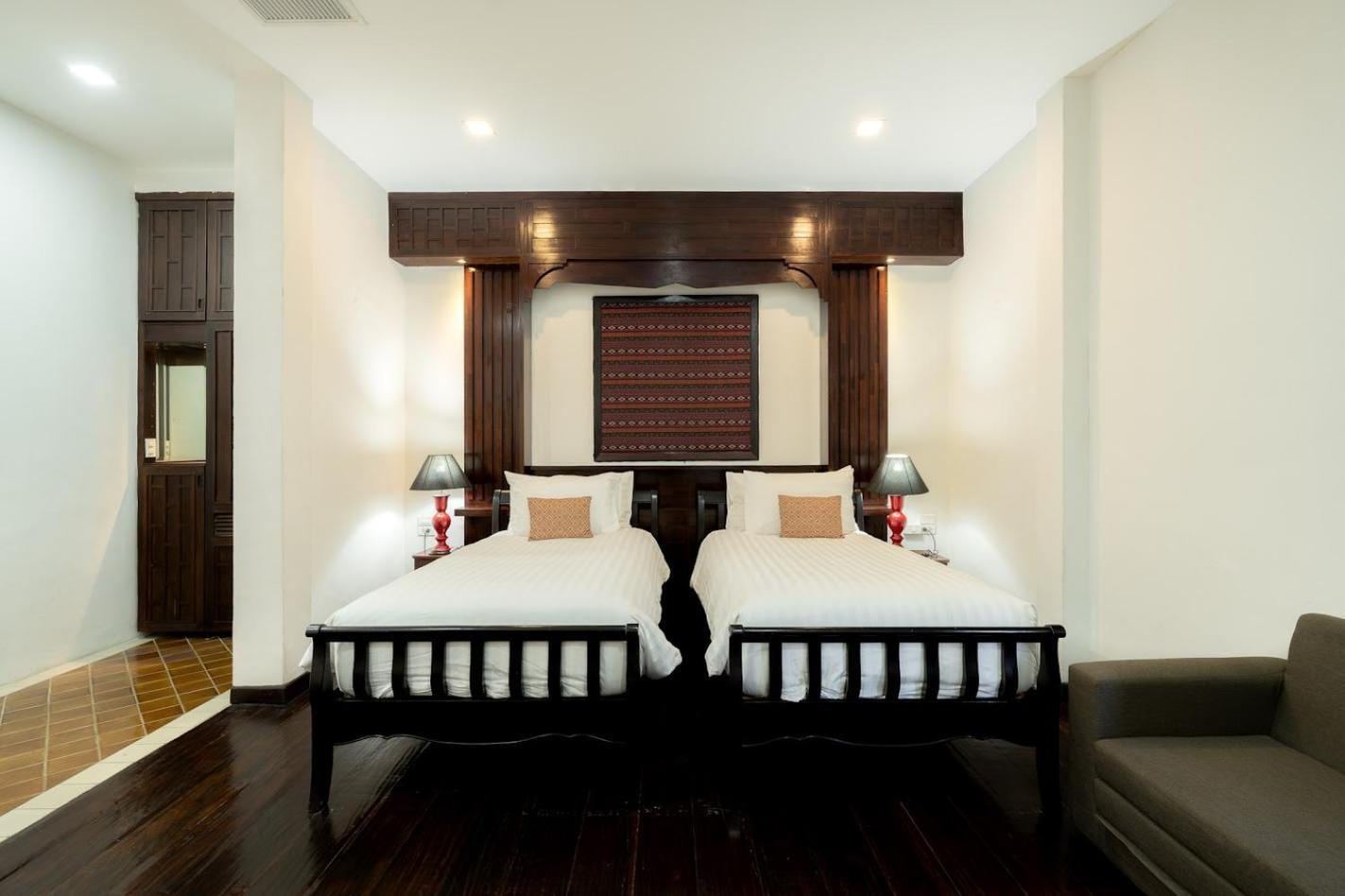 Twin Room - Photo 12