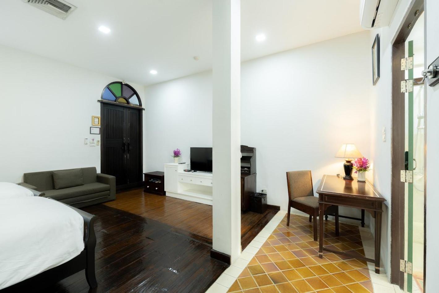 Twin Room - Photo 5