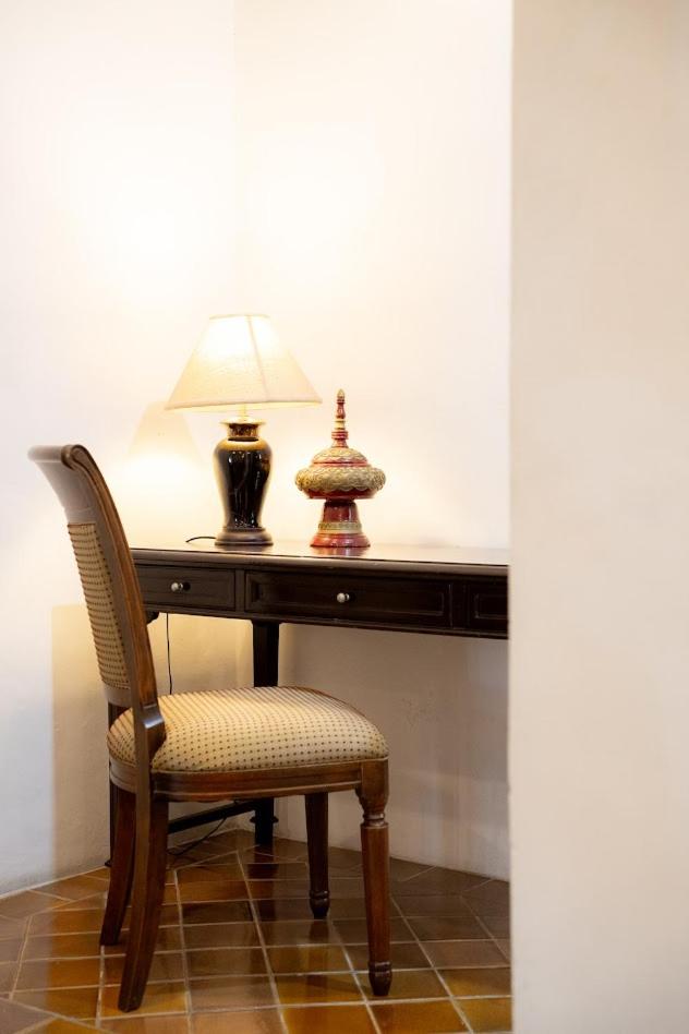 Twin Room - Photo 10