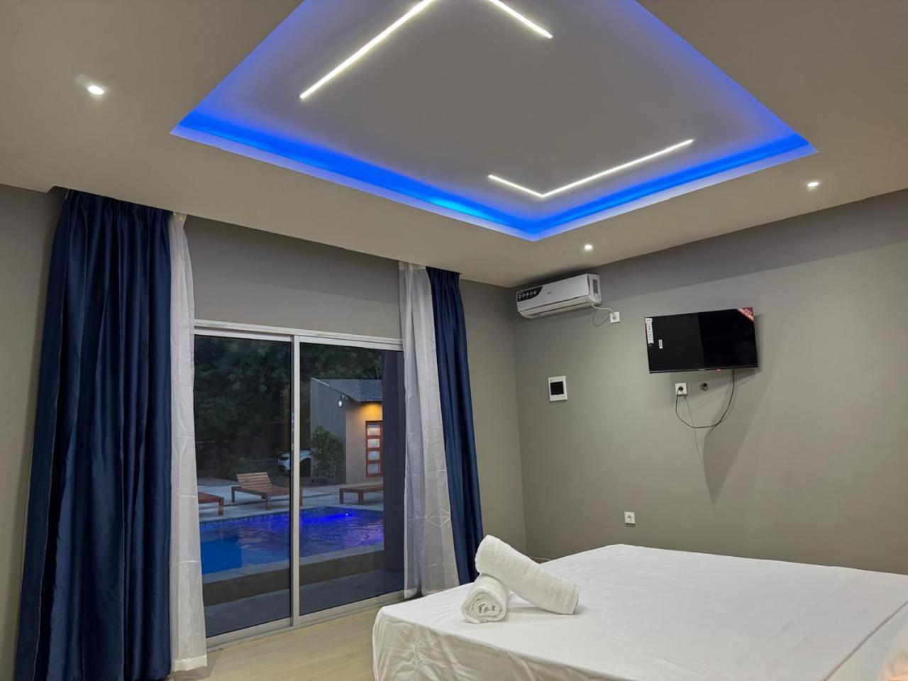 Queen Suite