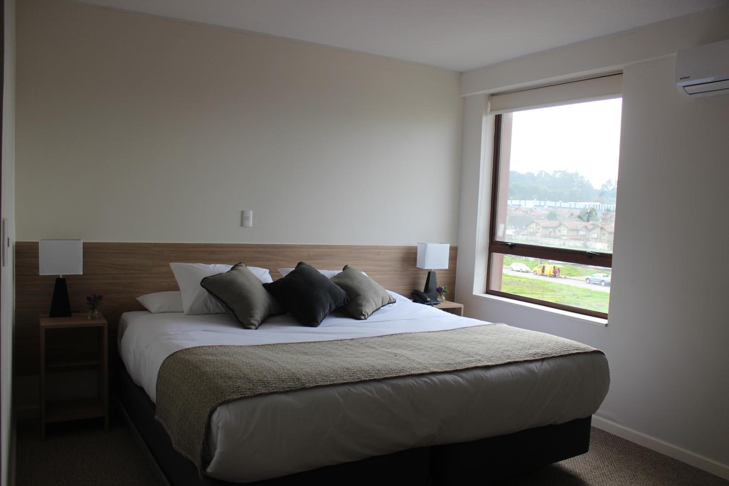 Standard Queen Room