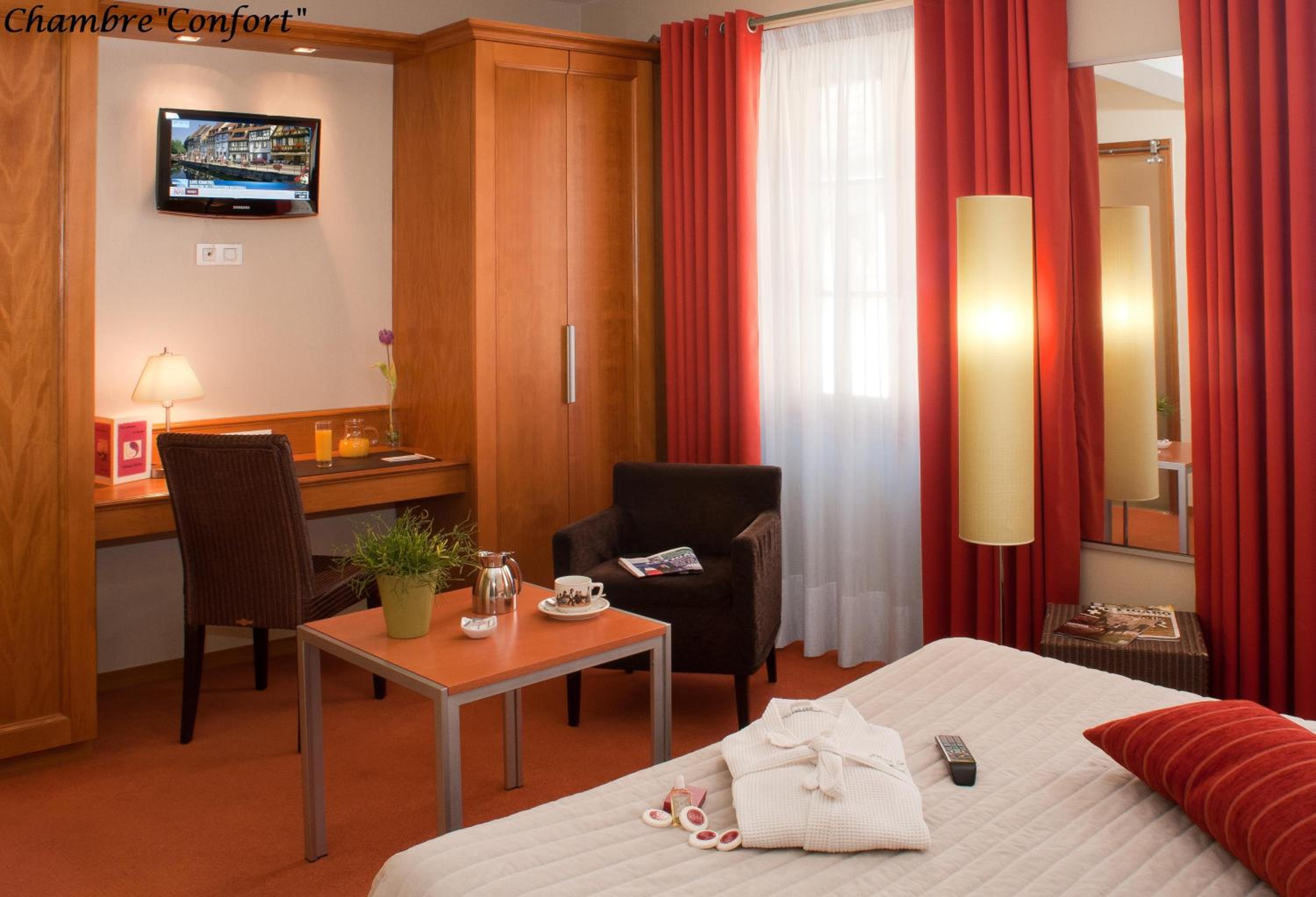 Comfort Room - Photo 1