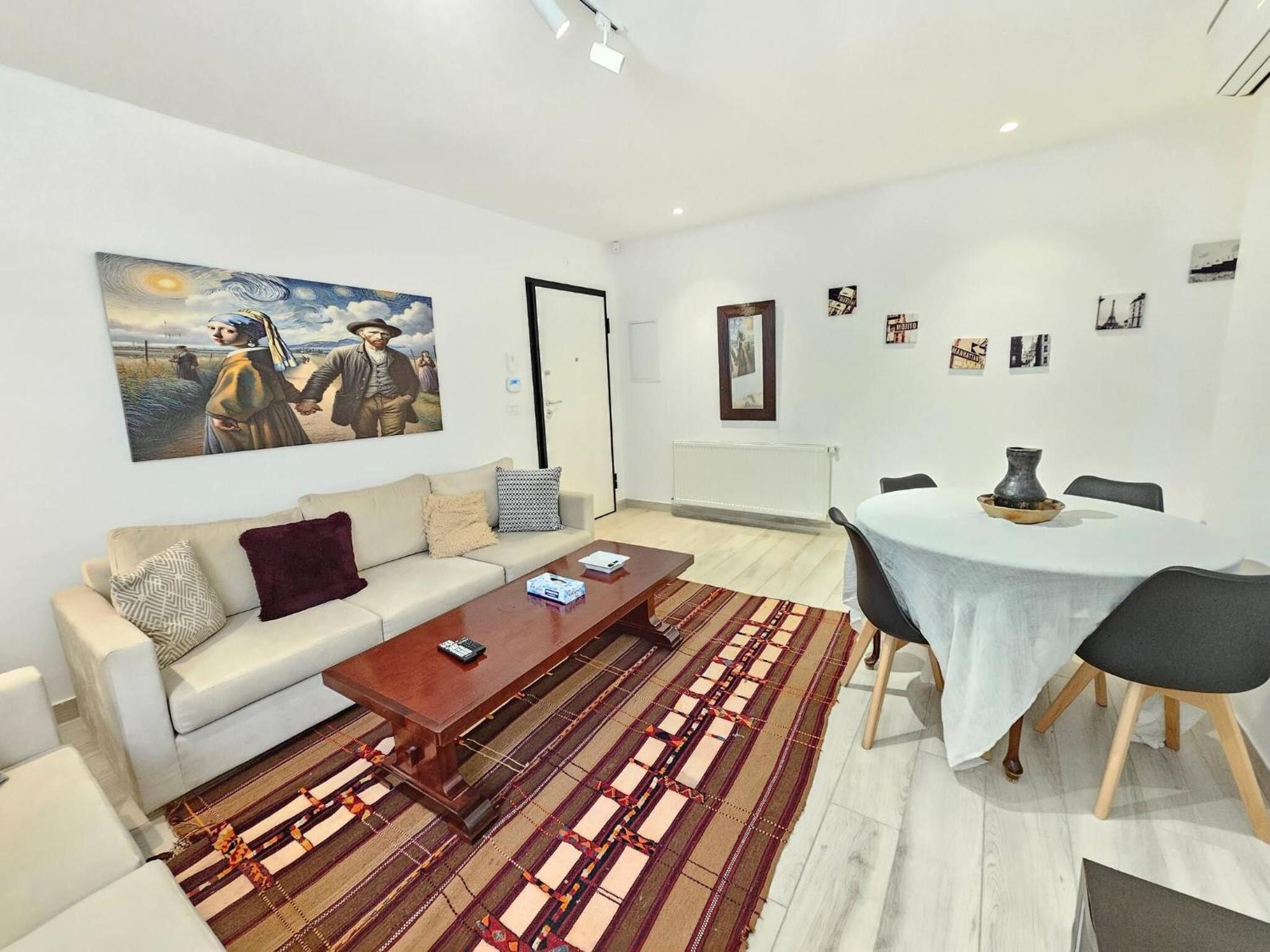 Apartment photo 3