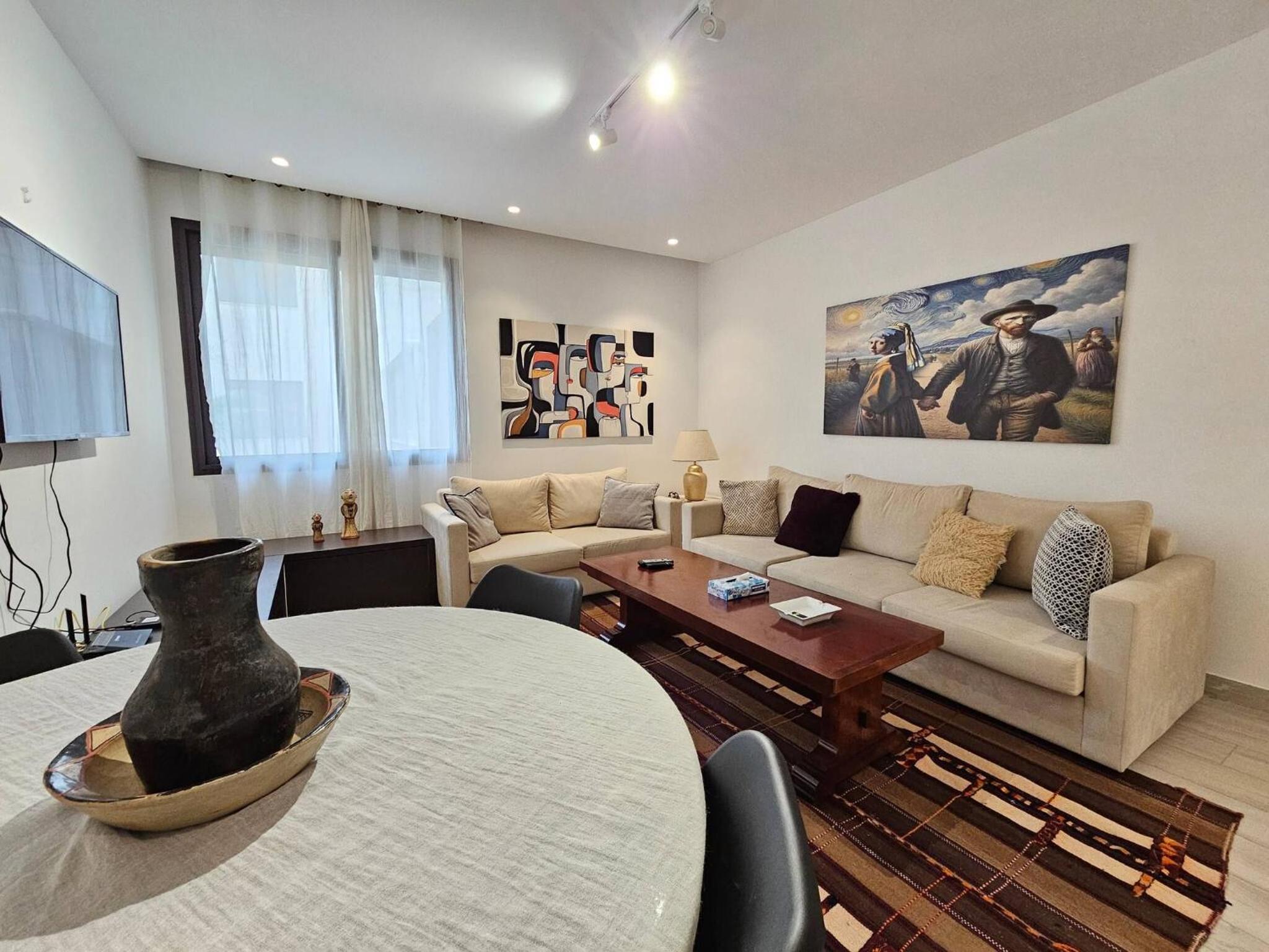 Apartment photo 1