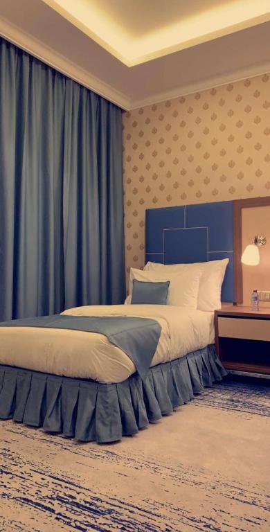 One-Bedroom Deluxe Apartment