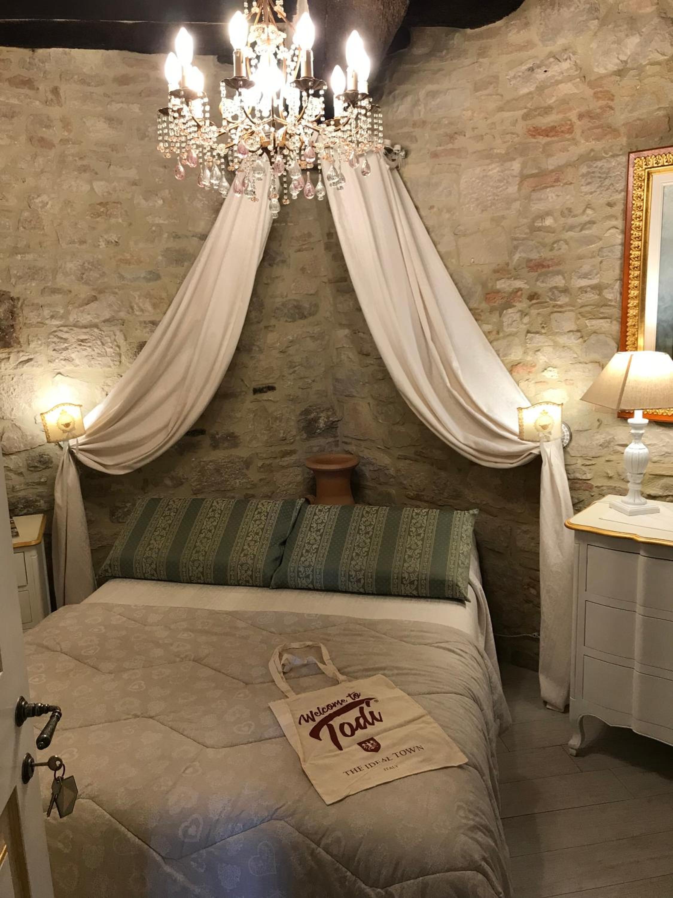Small Double Room photo 1