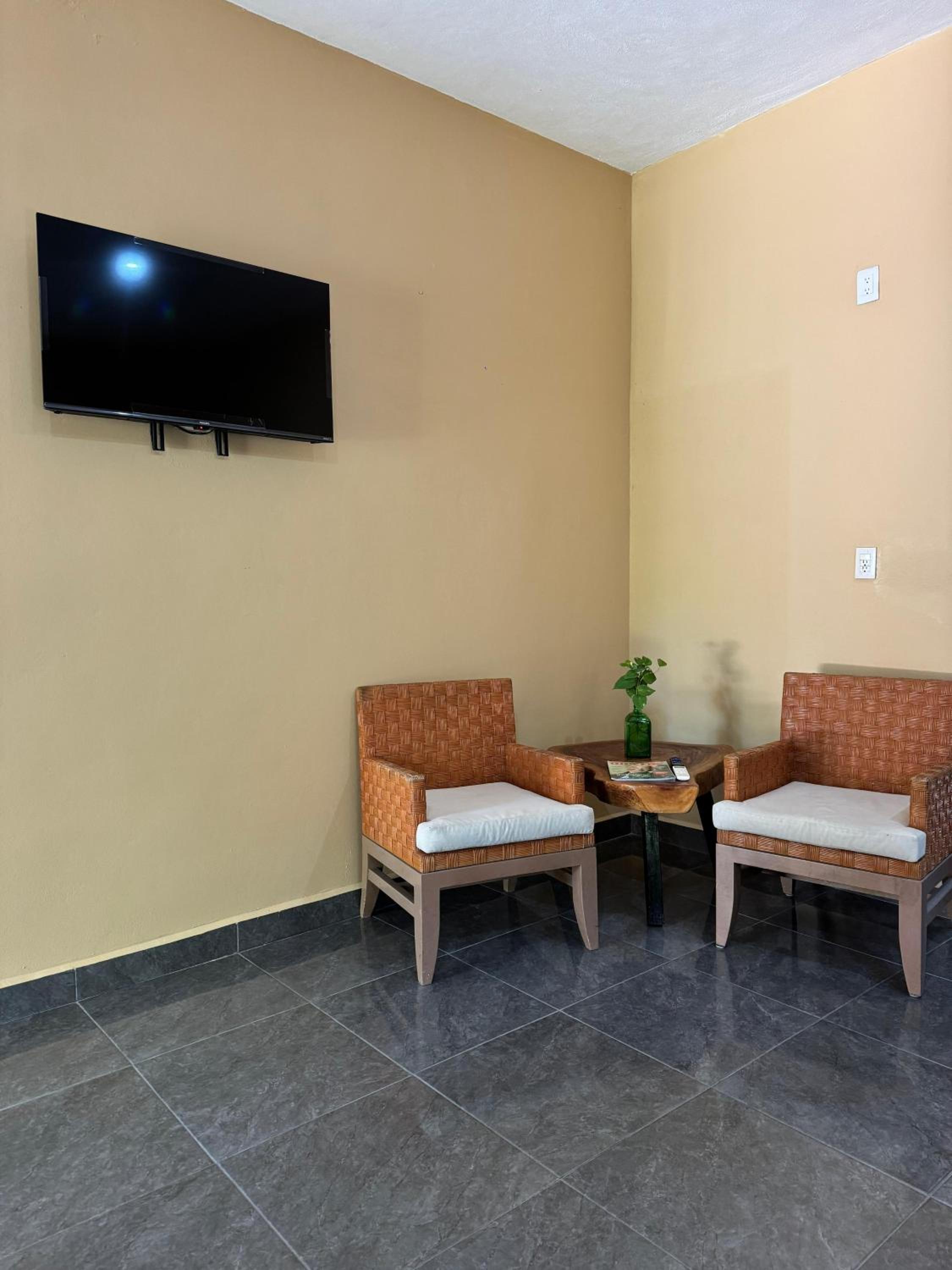 Family Room photo 2