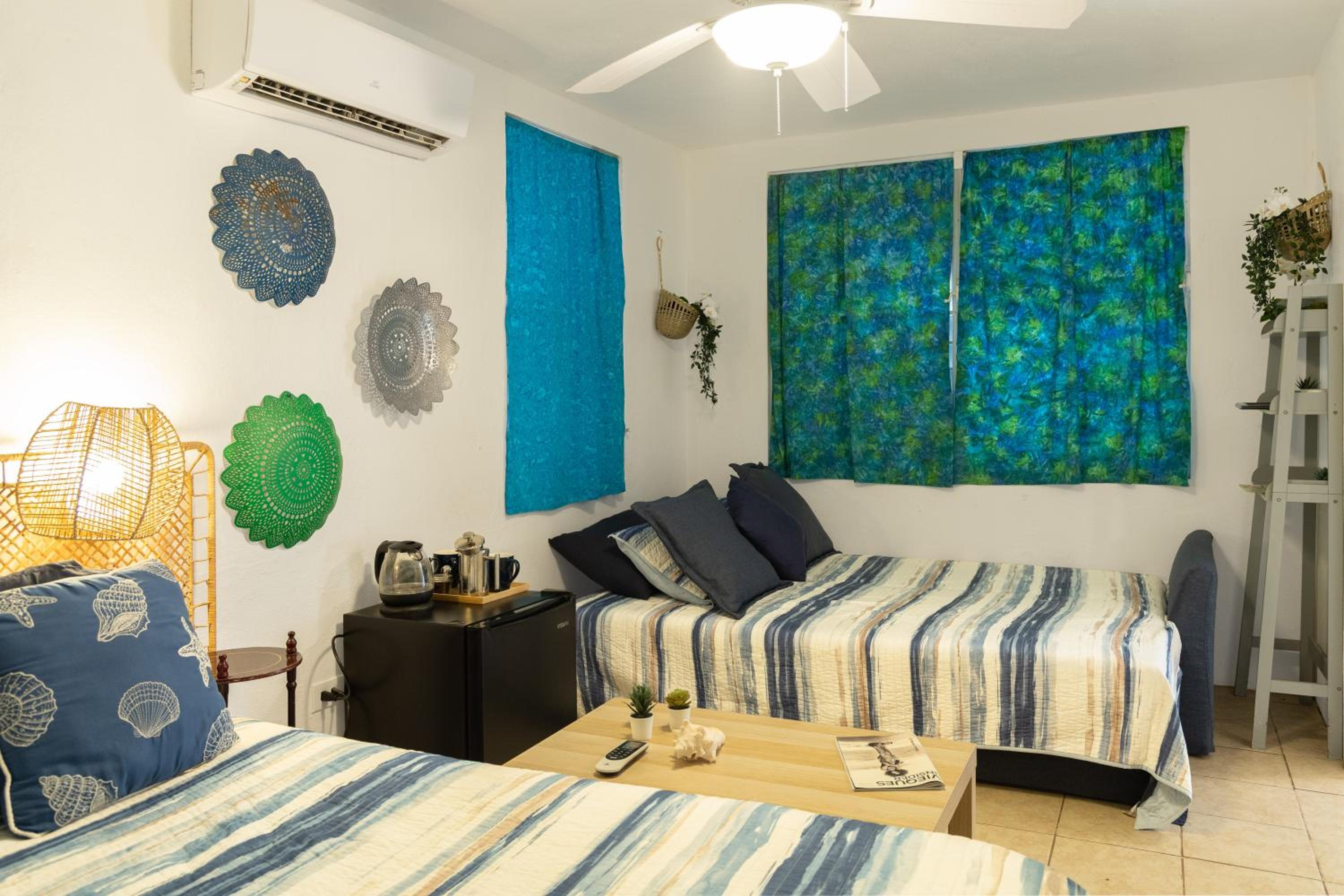 Deluxe Quadruple Room photo 2