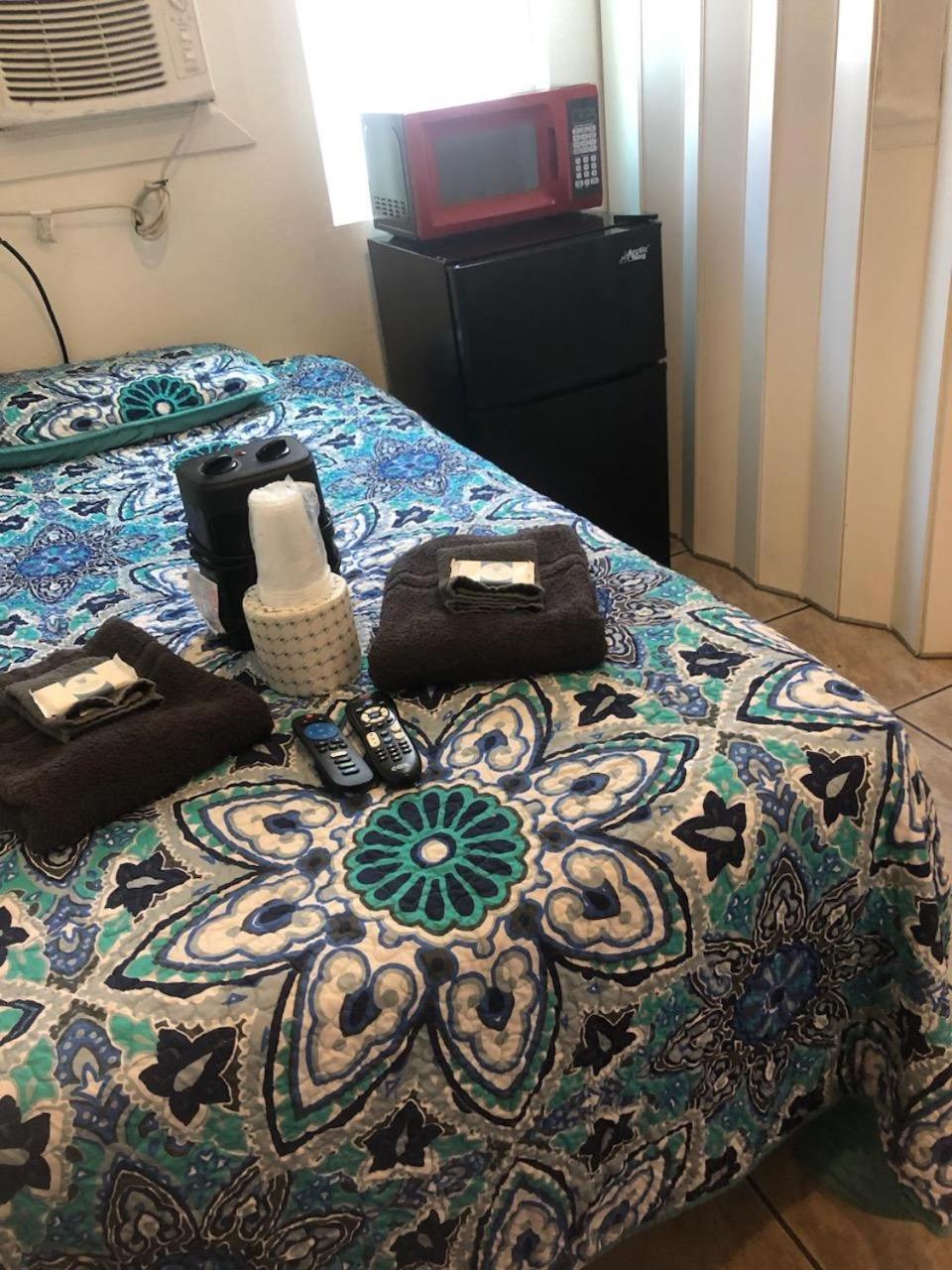 Deluxe Triple Room photo 3