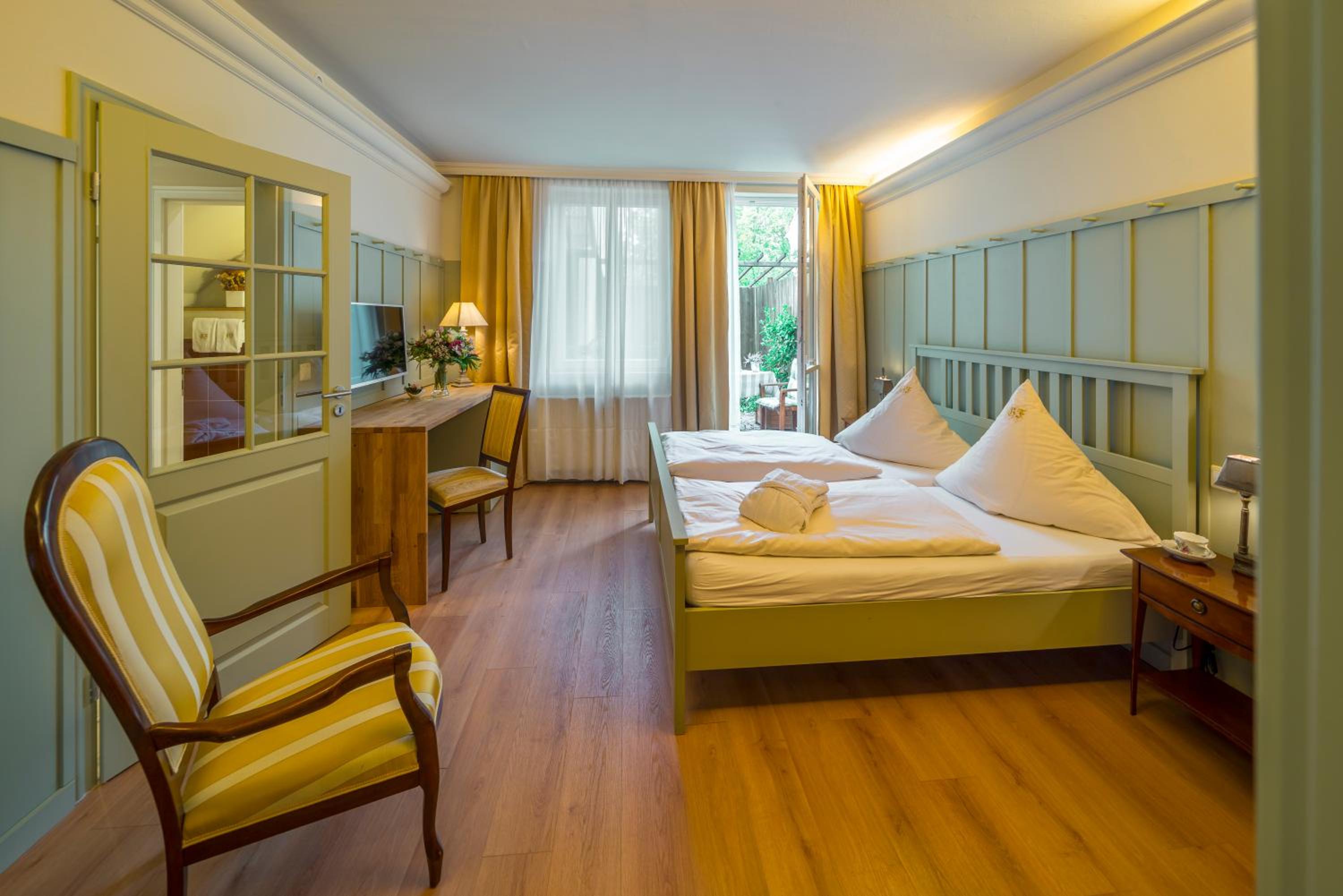 Double Room with Terrace