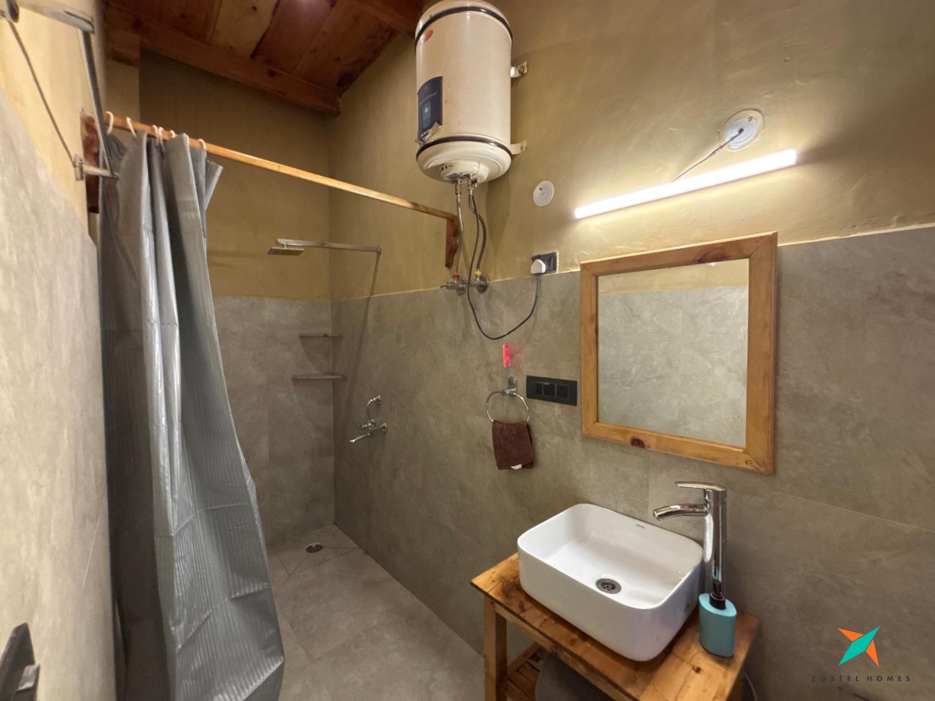 Deluxe Private Mudhouse photo 3