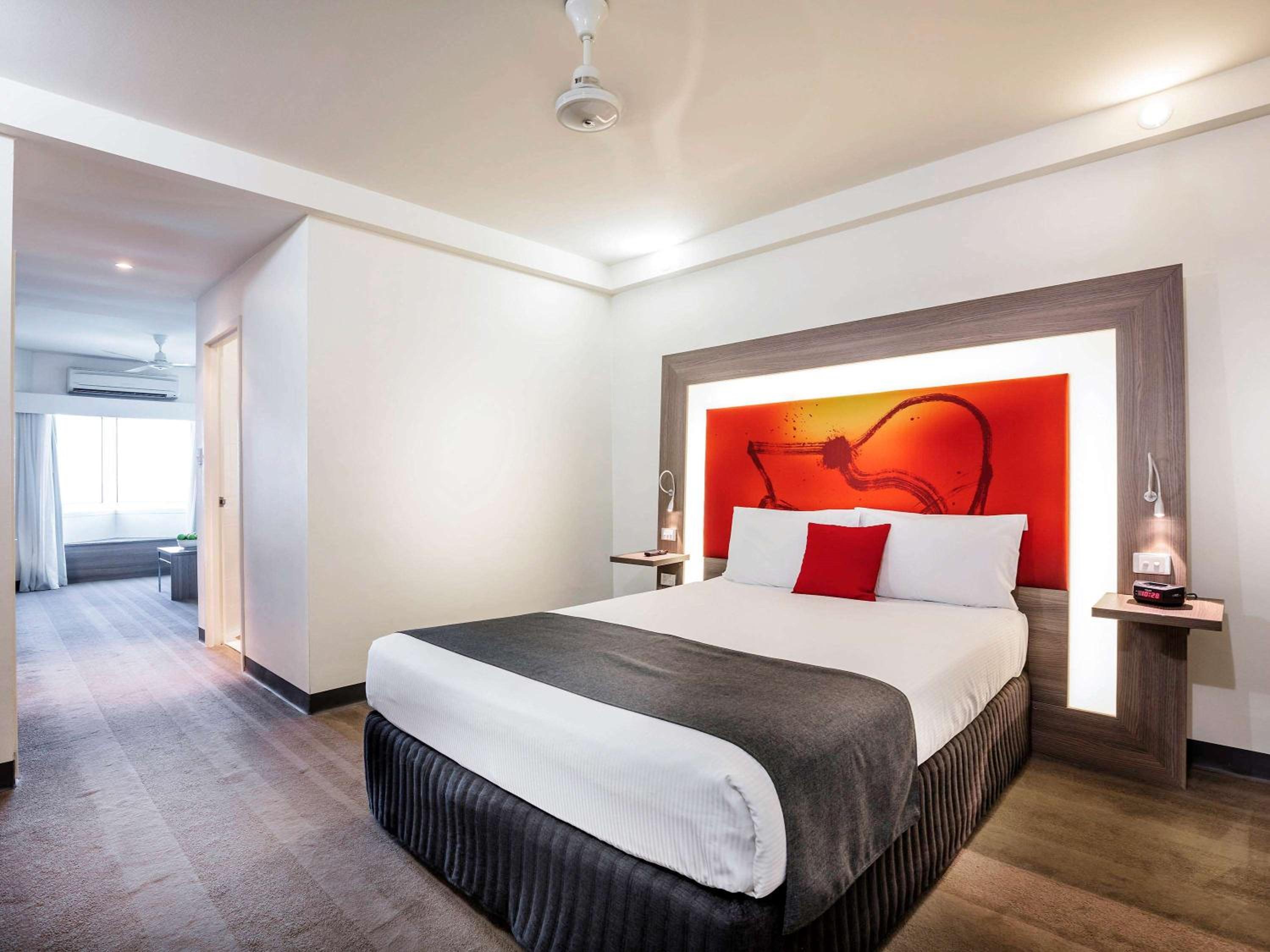 Junior King Suite - Photo 3
