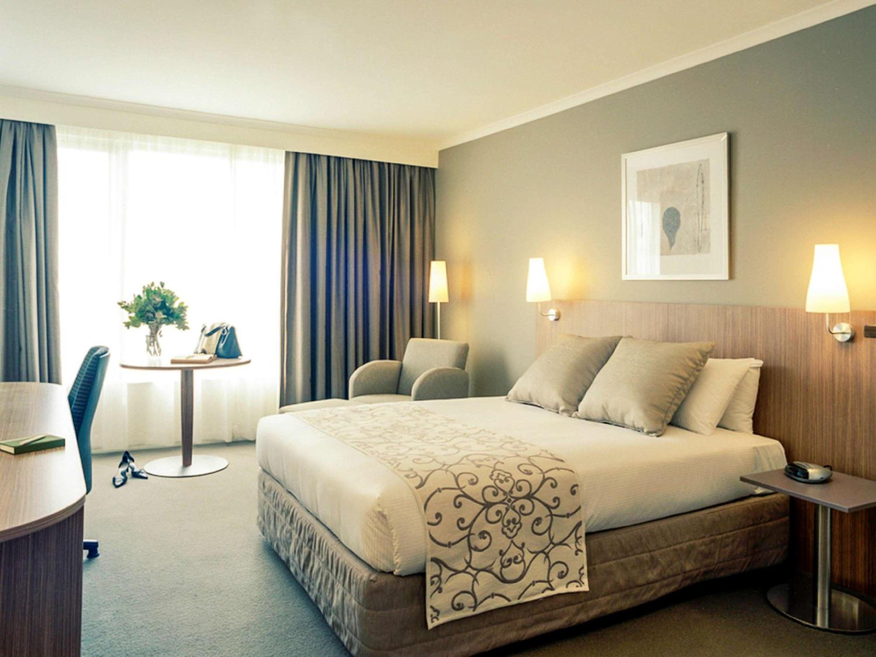 Standard Queen Room photo 2