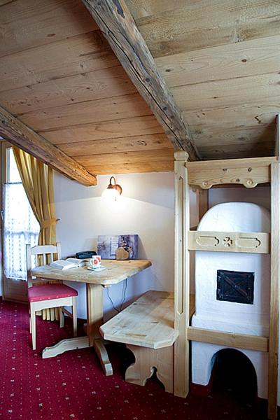 Classic Quadruple Room photo 2