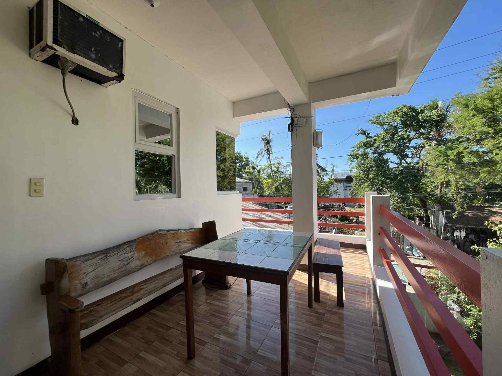 Budget Double Room - Photo 15