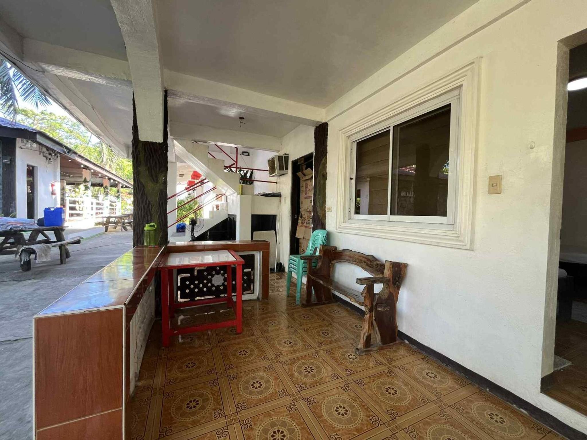 Budget Double Room - Photo 13