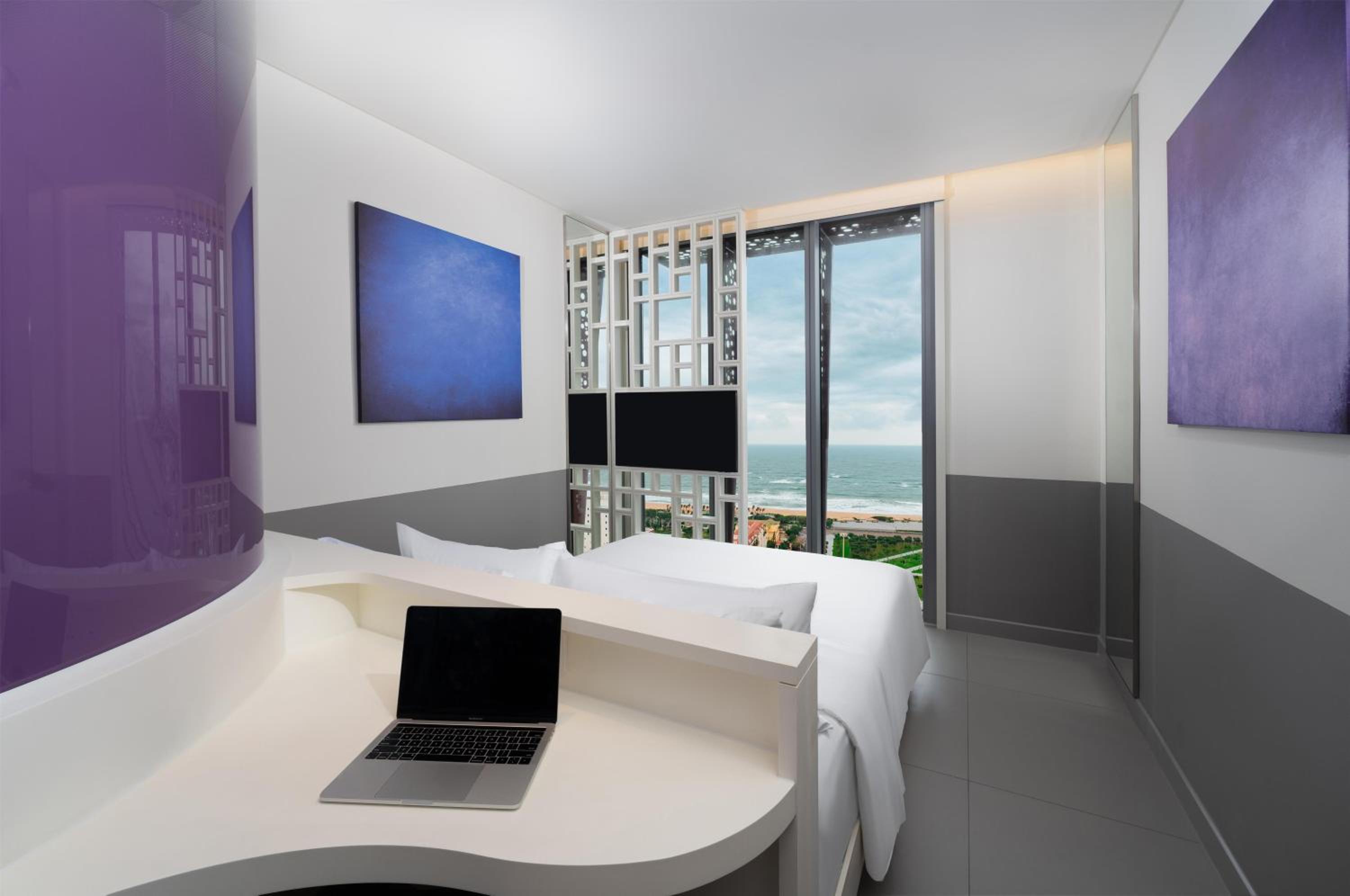 Queen Room with Ocean View - Photo 1