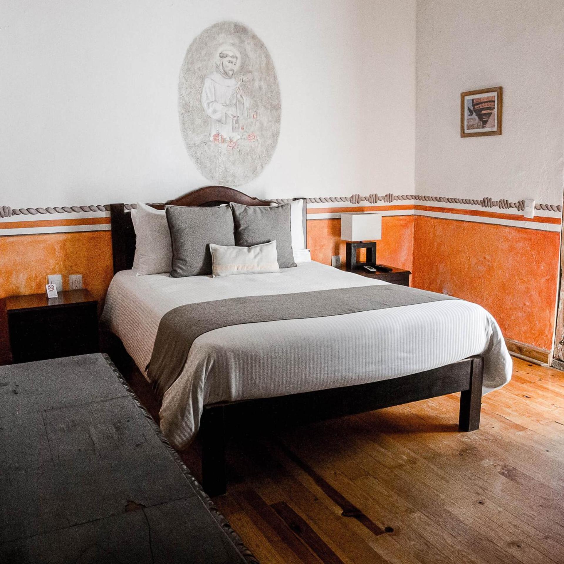 Standard Queen Room photo 1