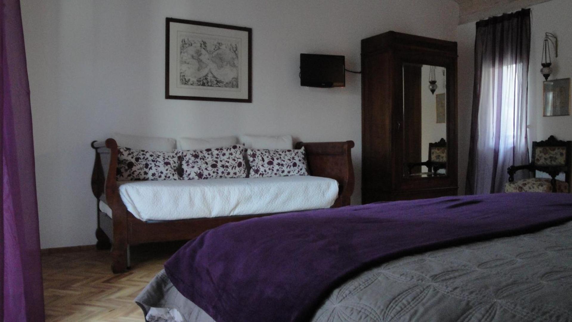 Superior Double or Twin Room - Photo 3