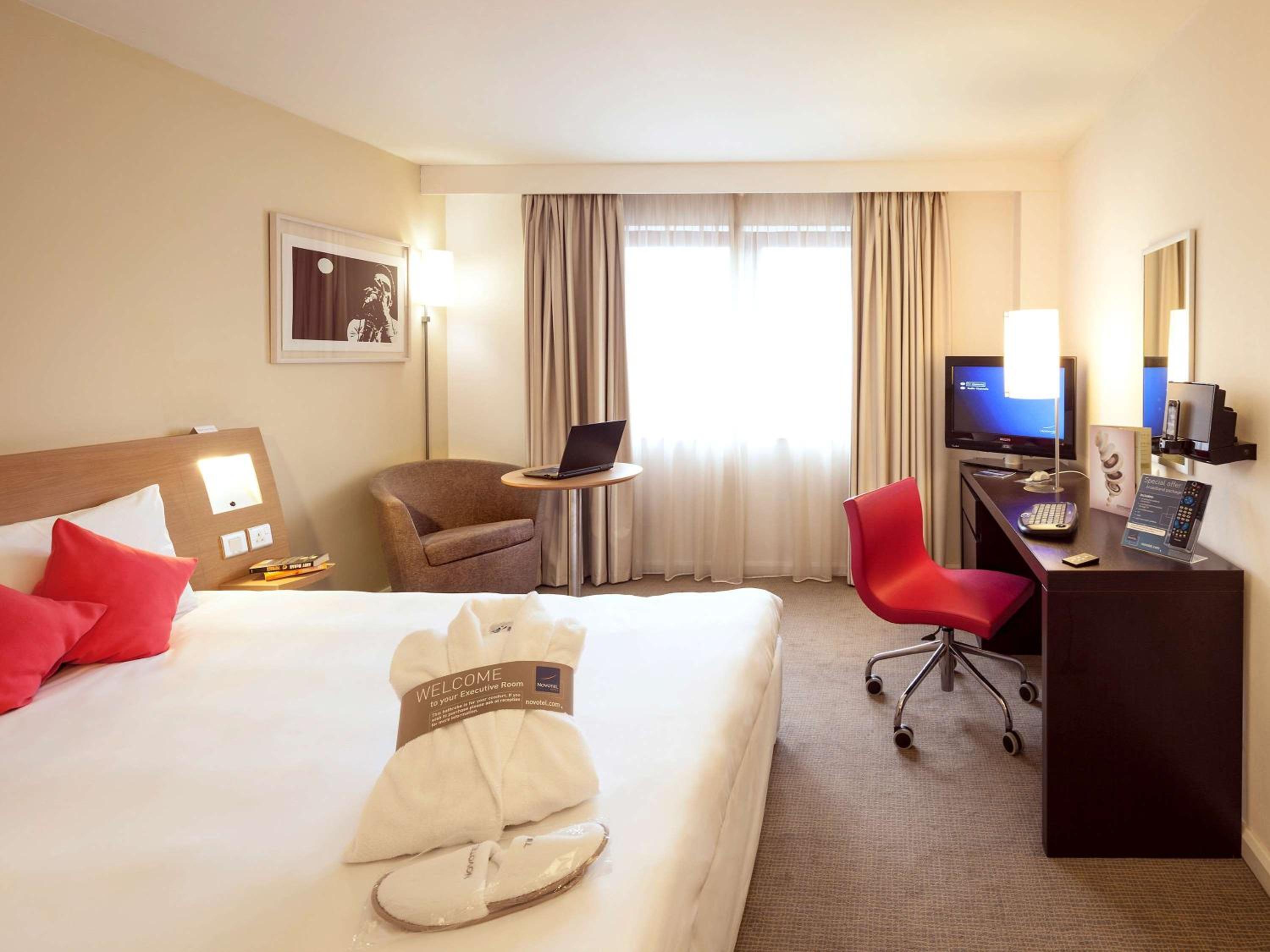 Executive Queen Room - Photo 3