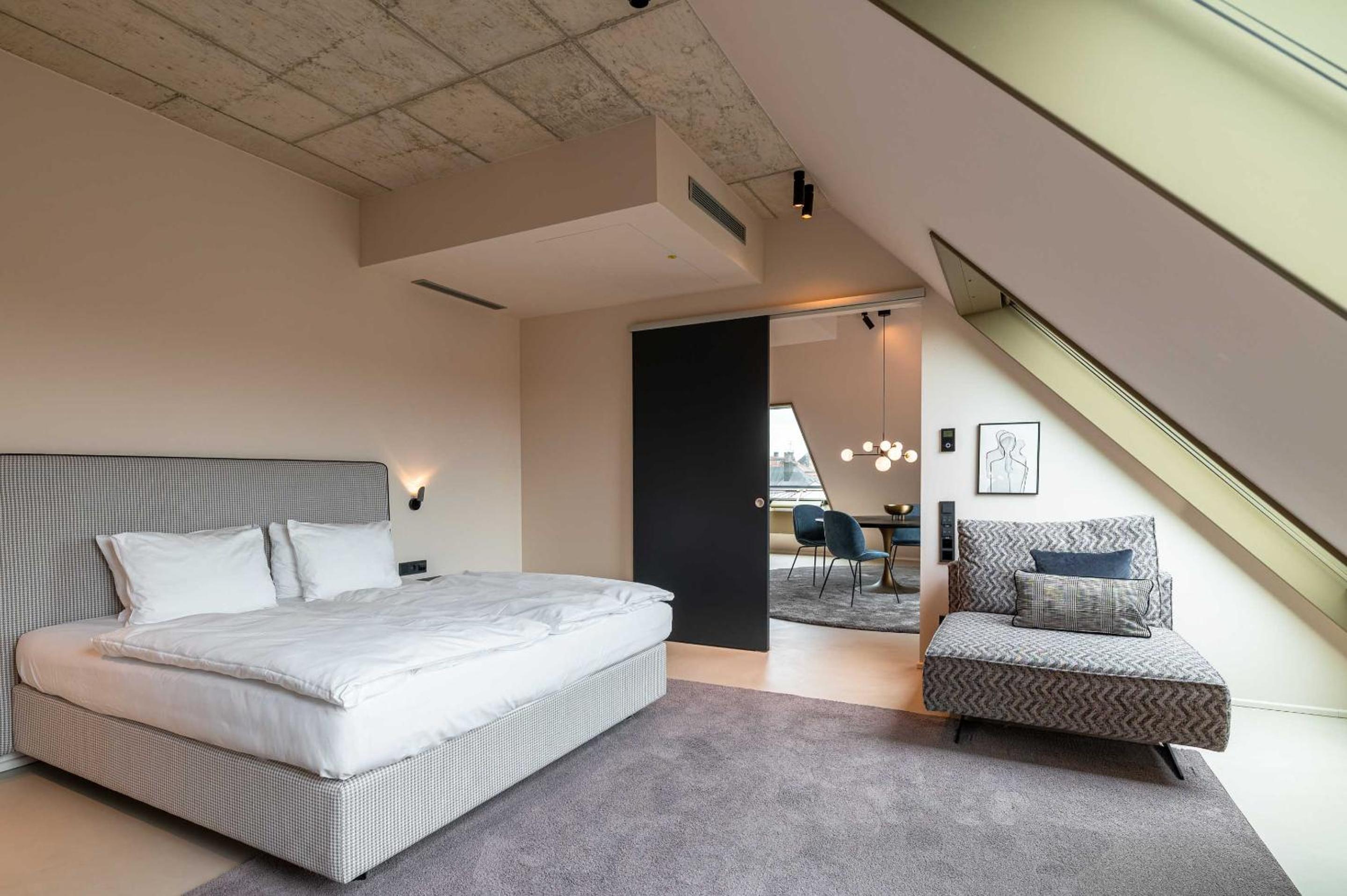 One-Bedroom Suite