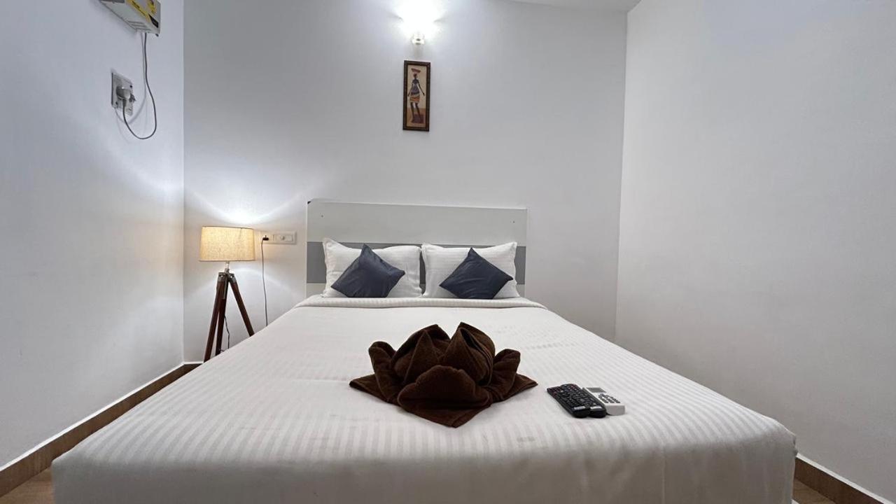 Two-Bedroom Deluxe Apartment with Balcony - Photo 1