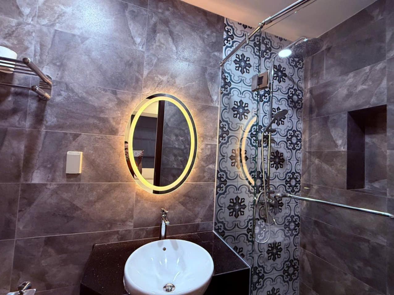 Triple Room with City View