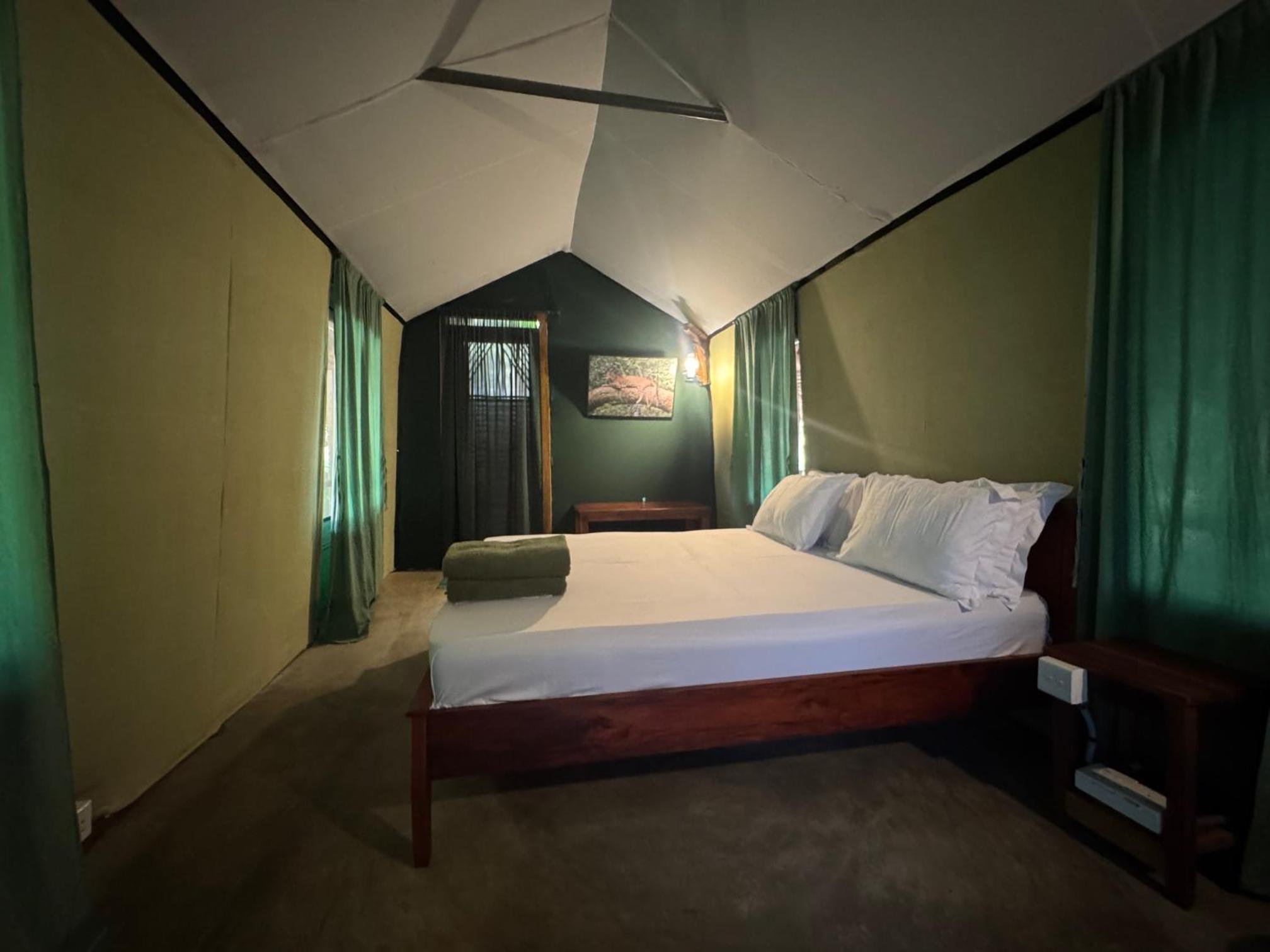 Double Room with Balcony photo 2