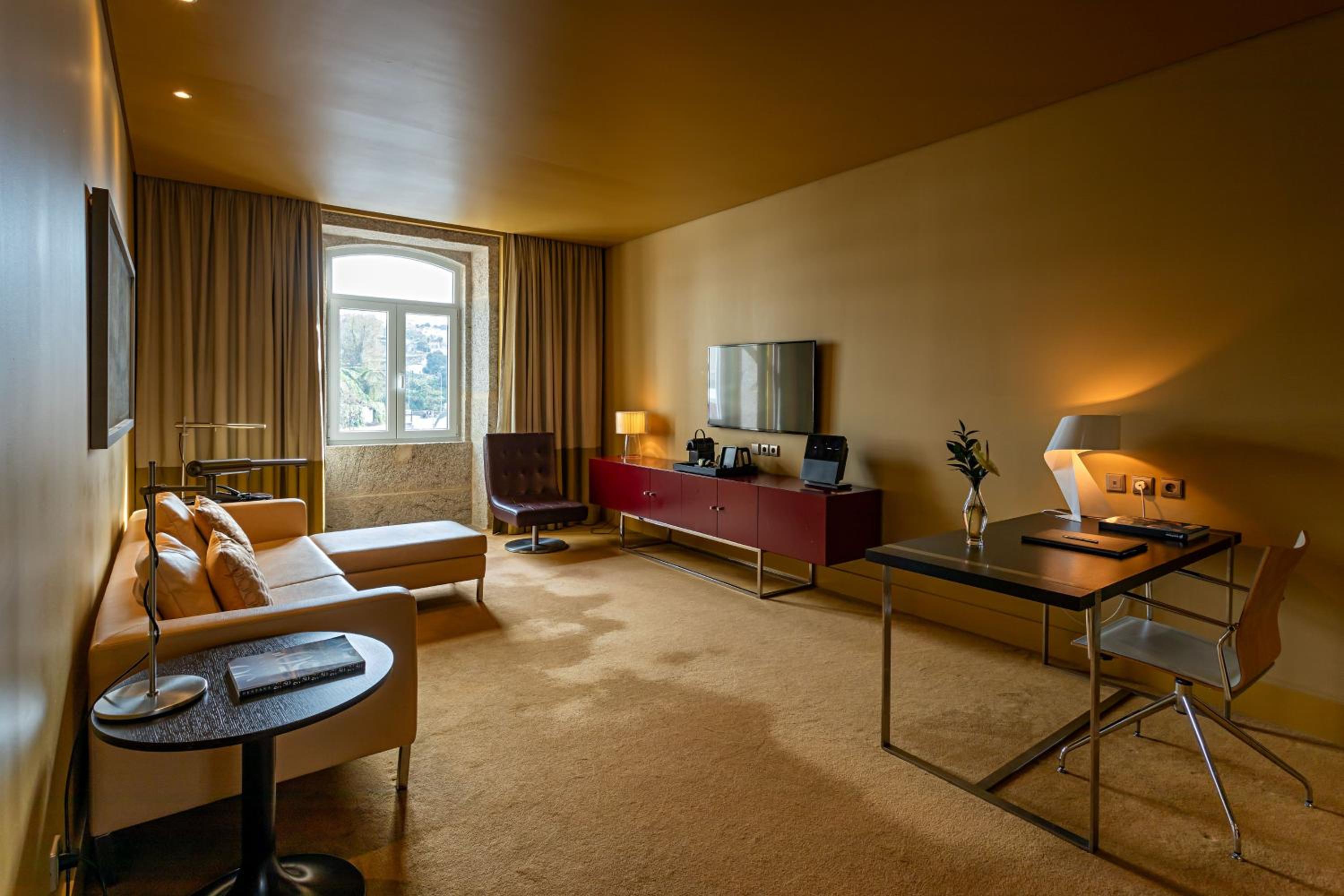 Junior Suite - Photo 2