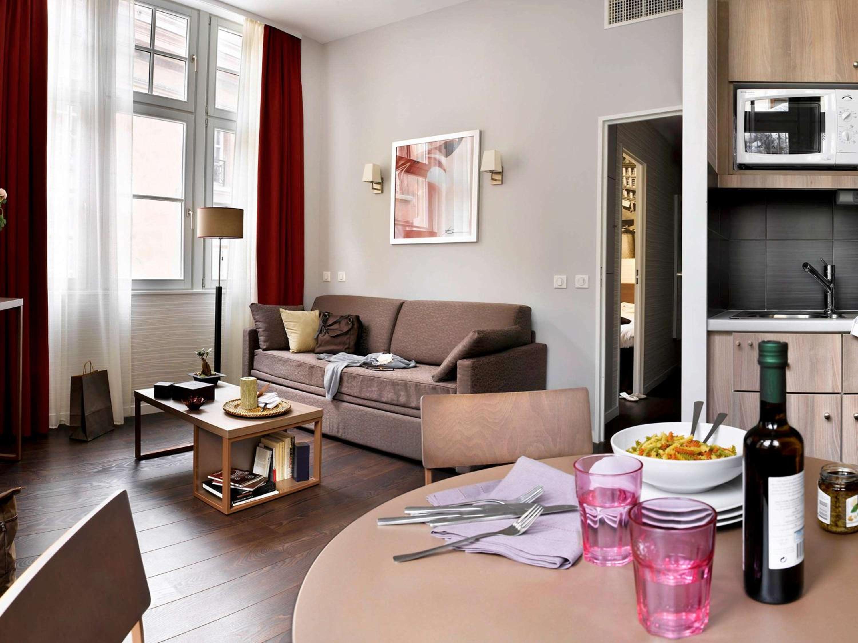 One-Bedroom Apartment (4 Adults) - Photo 3