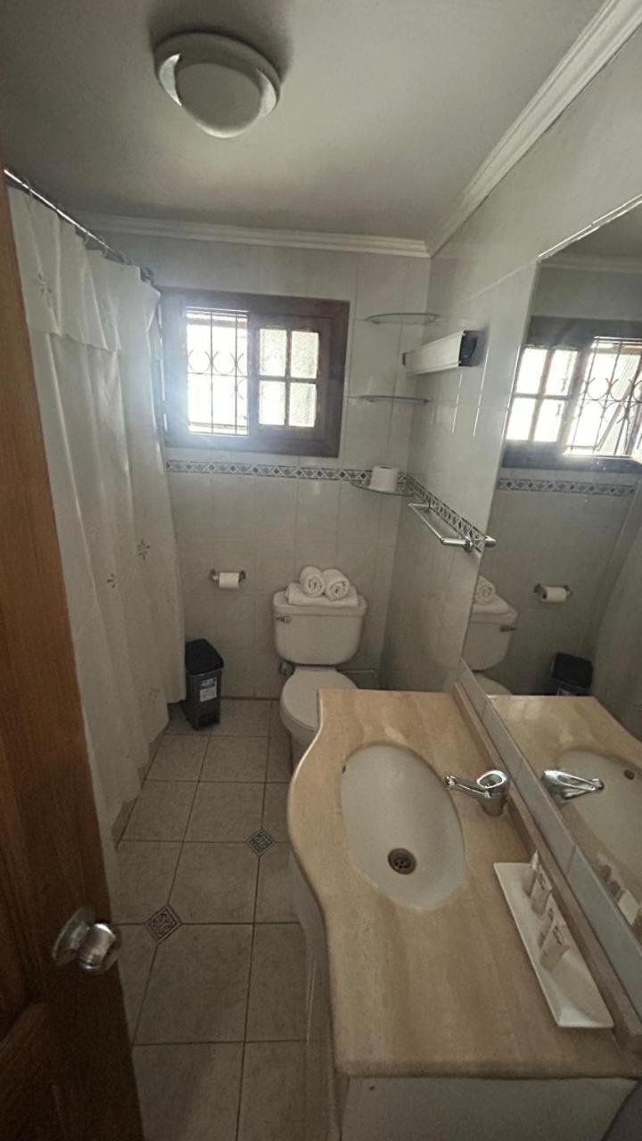 Twin Room with Private External Bathroom photo 2