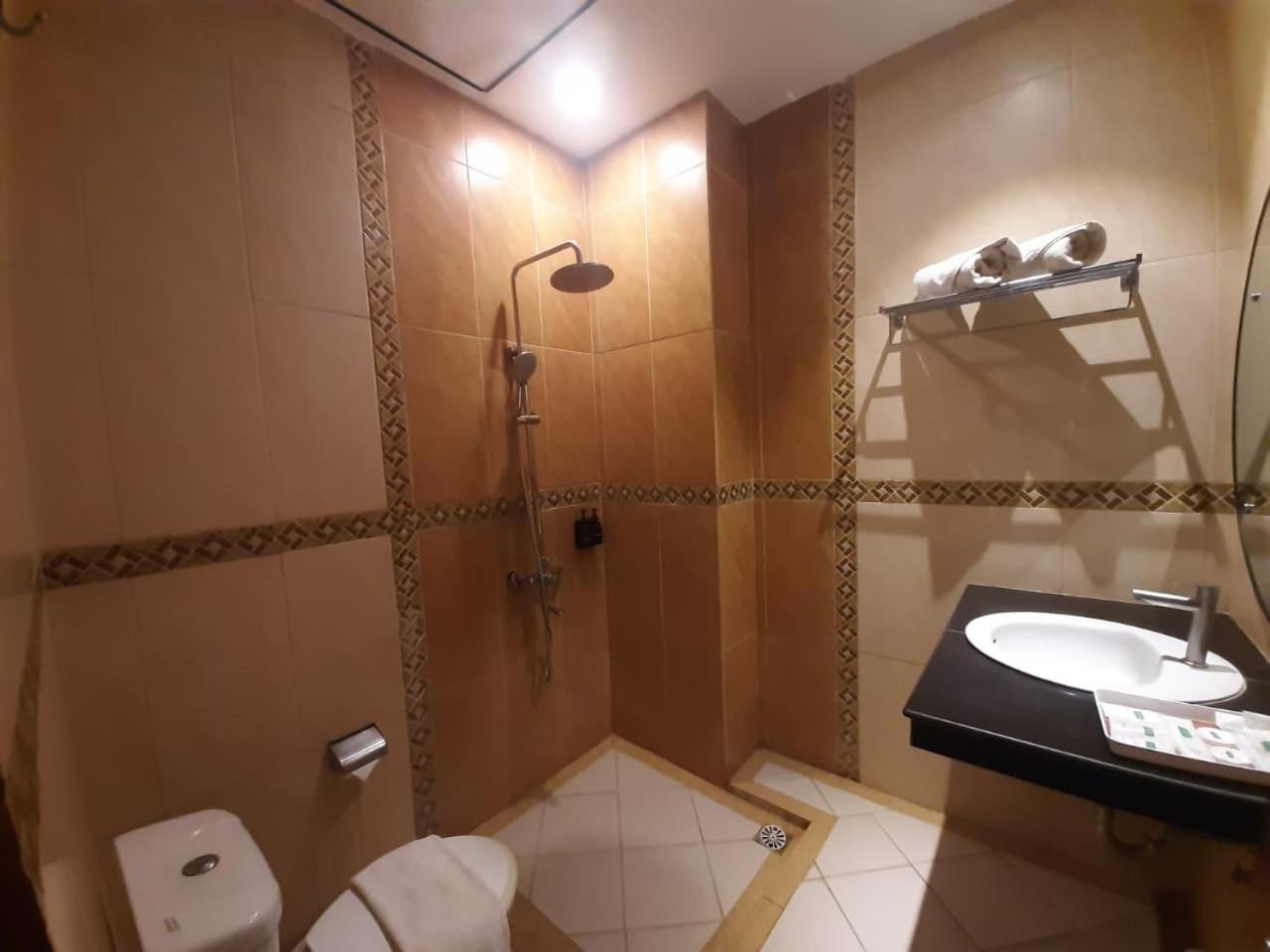 Large Double Room photo 1