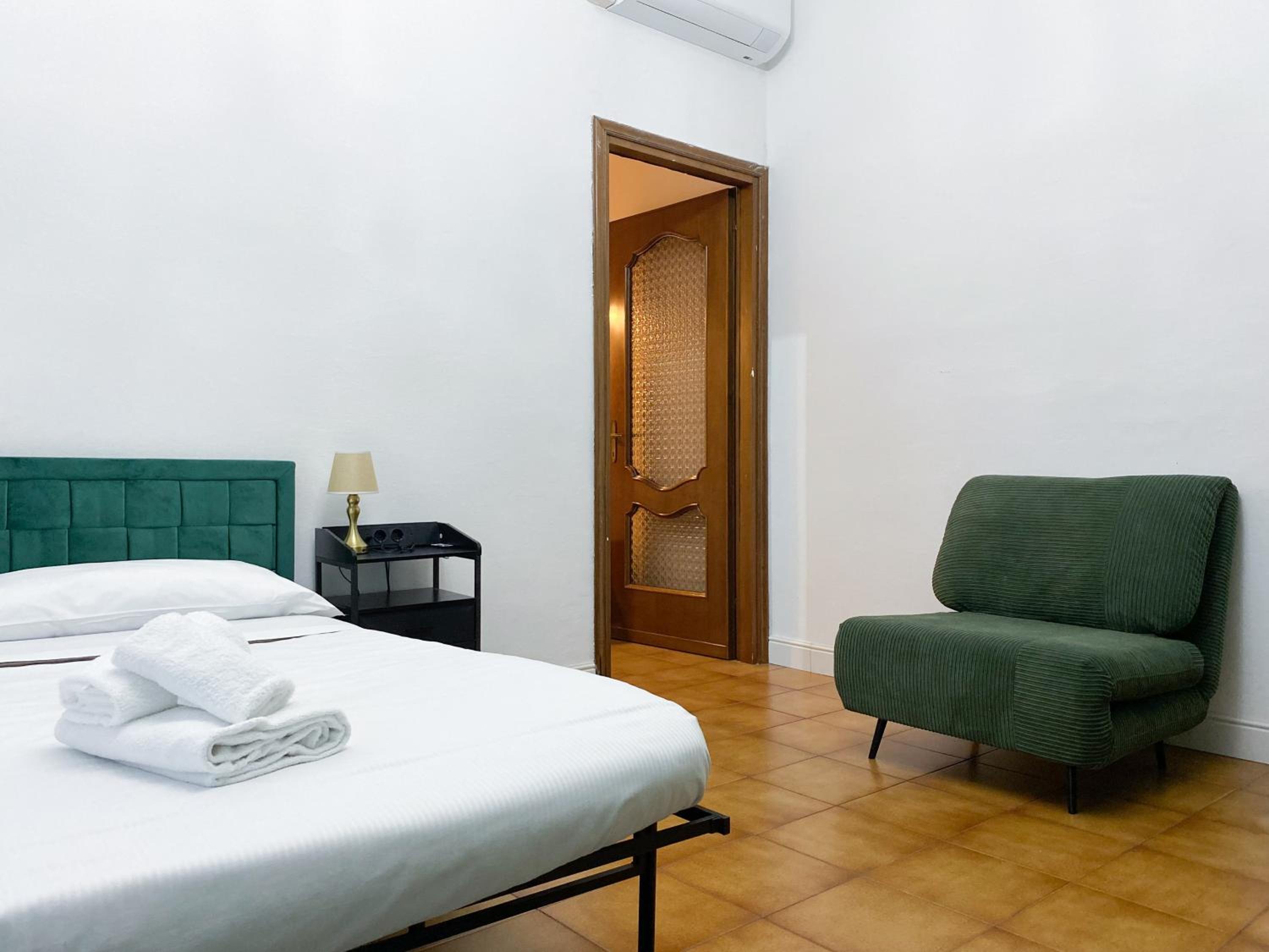 One-Bedroom Standard Apartment