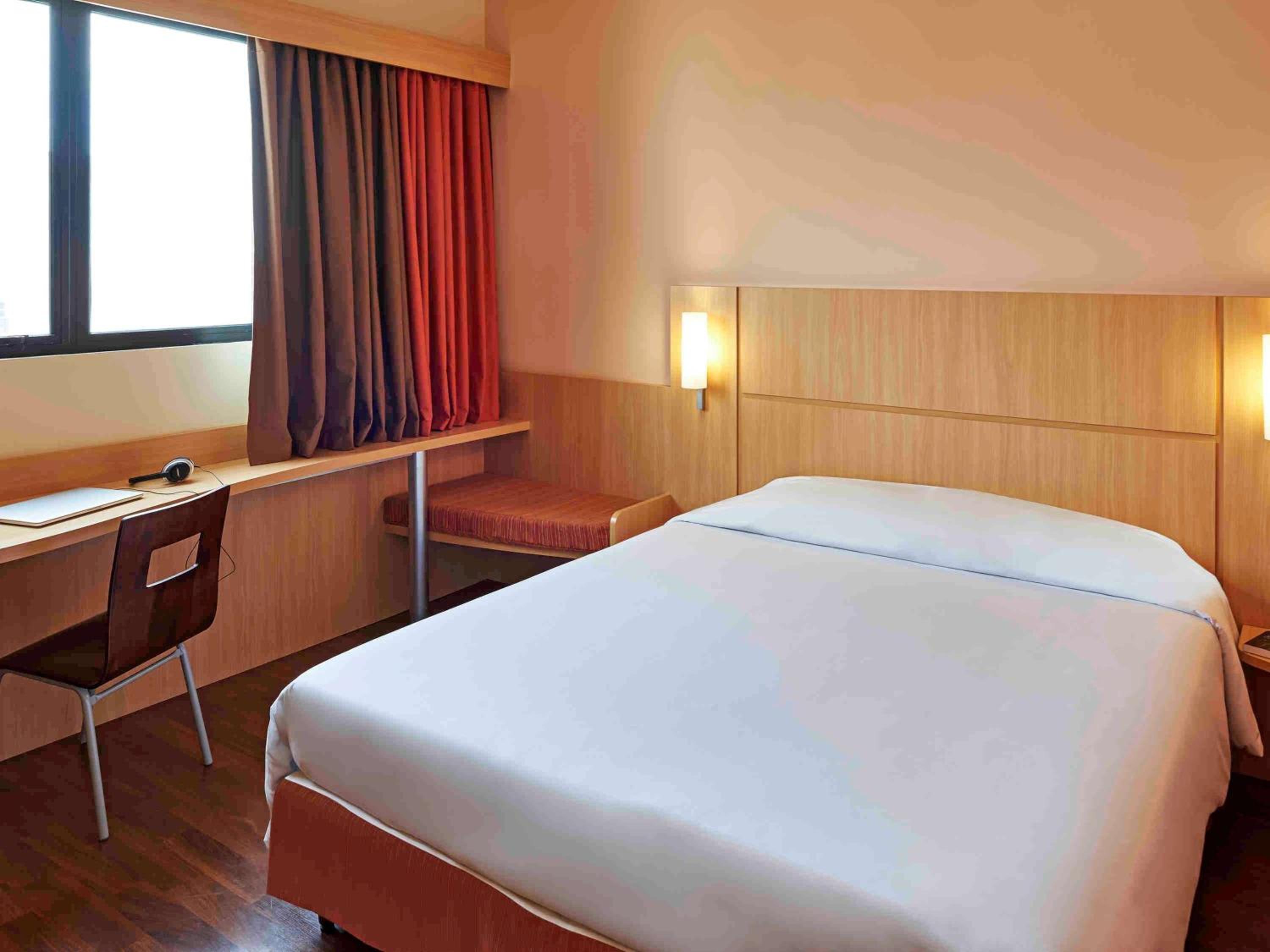 Standard Room with One Double Beds and One Extra Bed for Children  - Photo 6