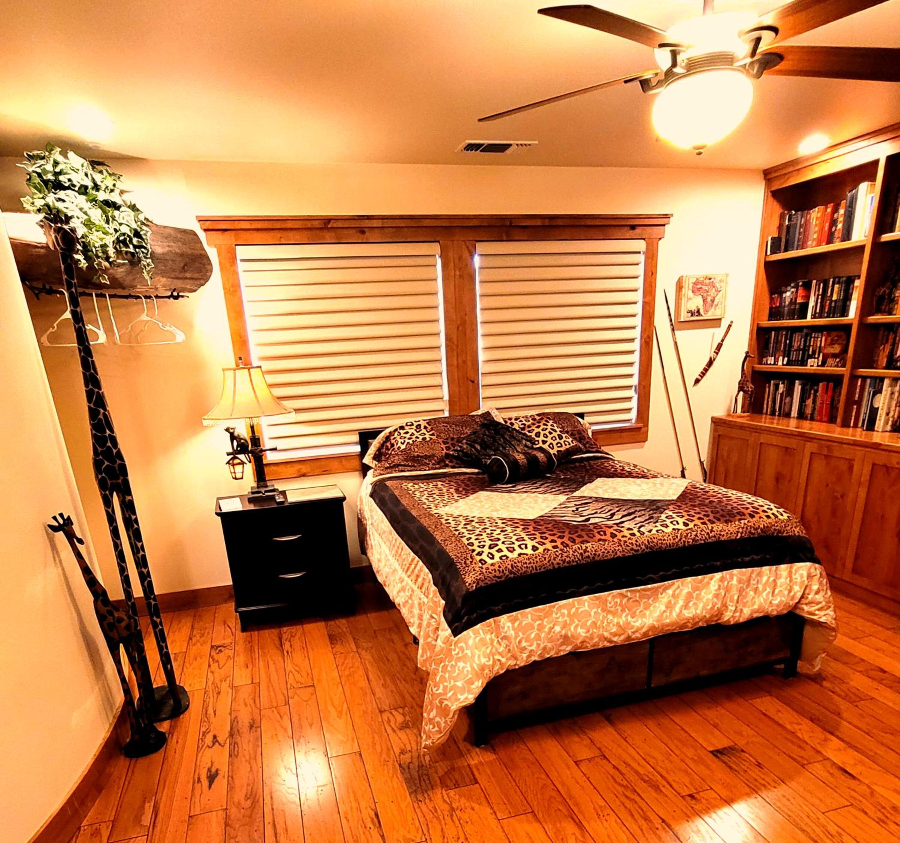Deluxe Queen Room