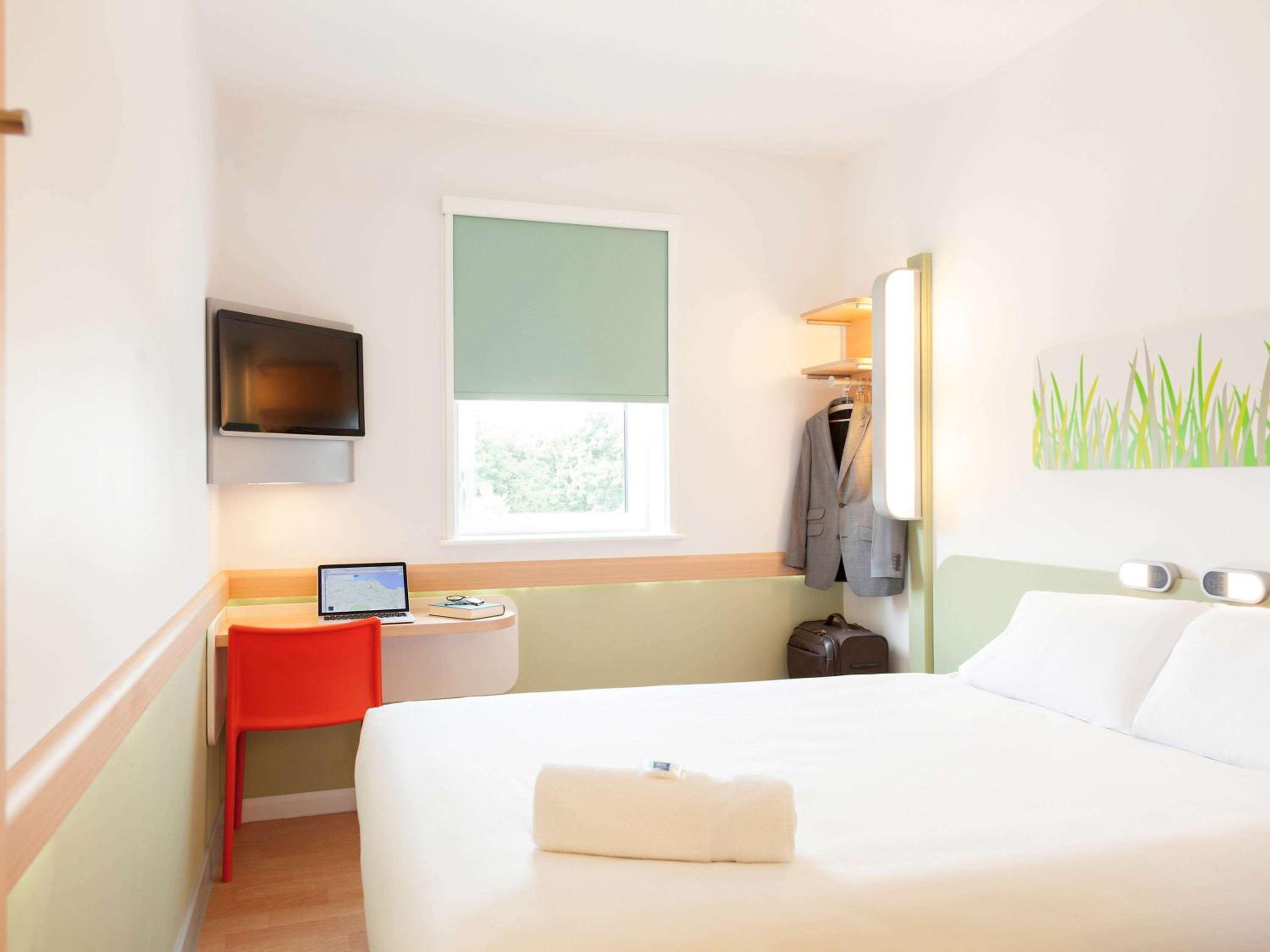 Classic Double Room - Photo 9