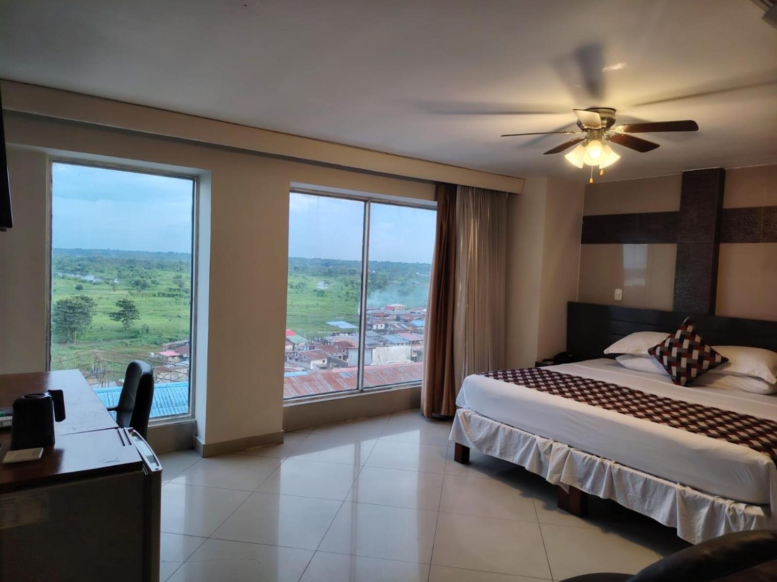King Room with Lake View photo 1