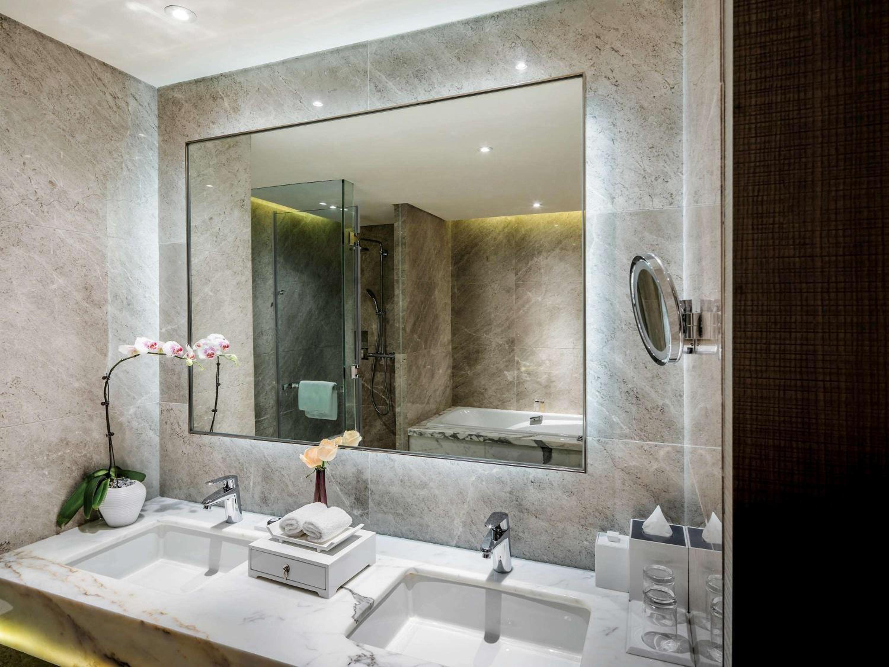 Superior Twin Room photo 2