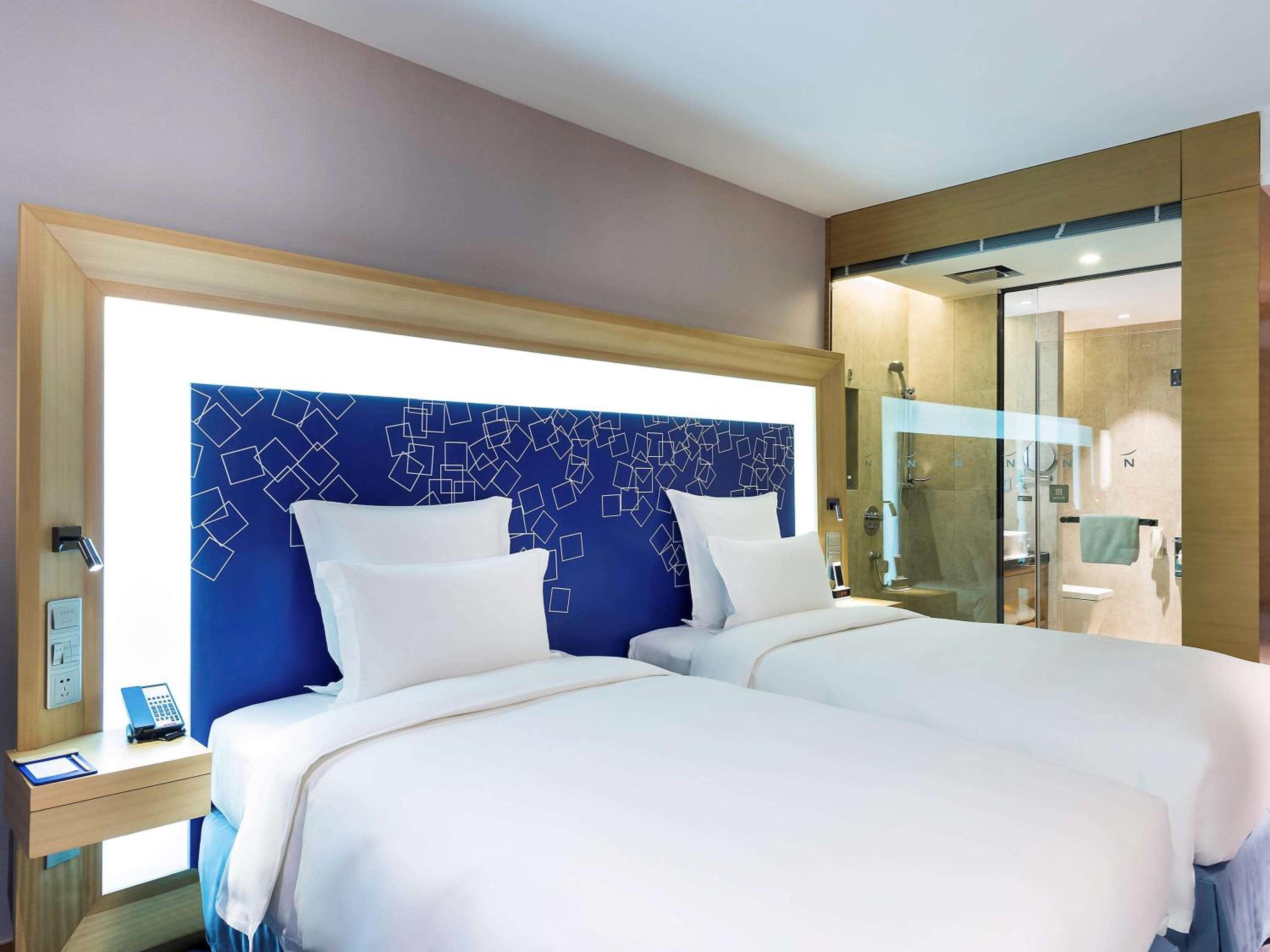 Superior Room with 2 Single Beds photo 3