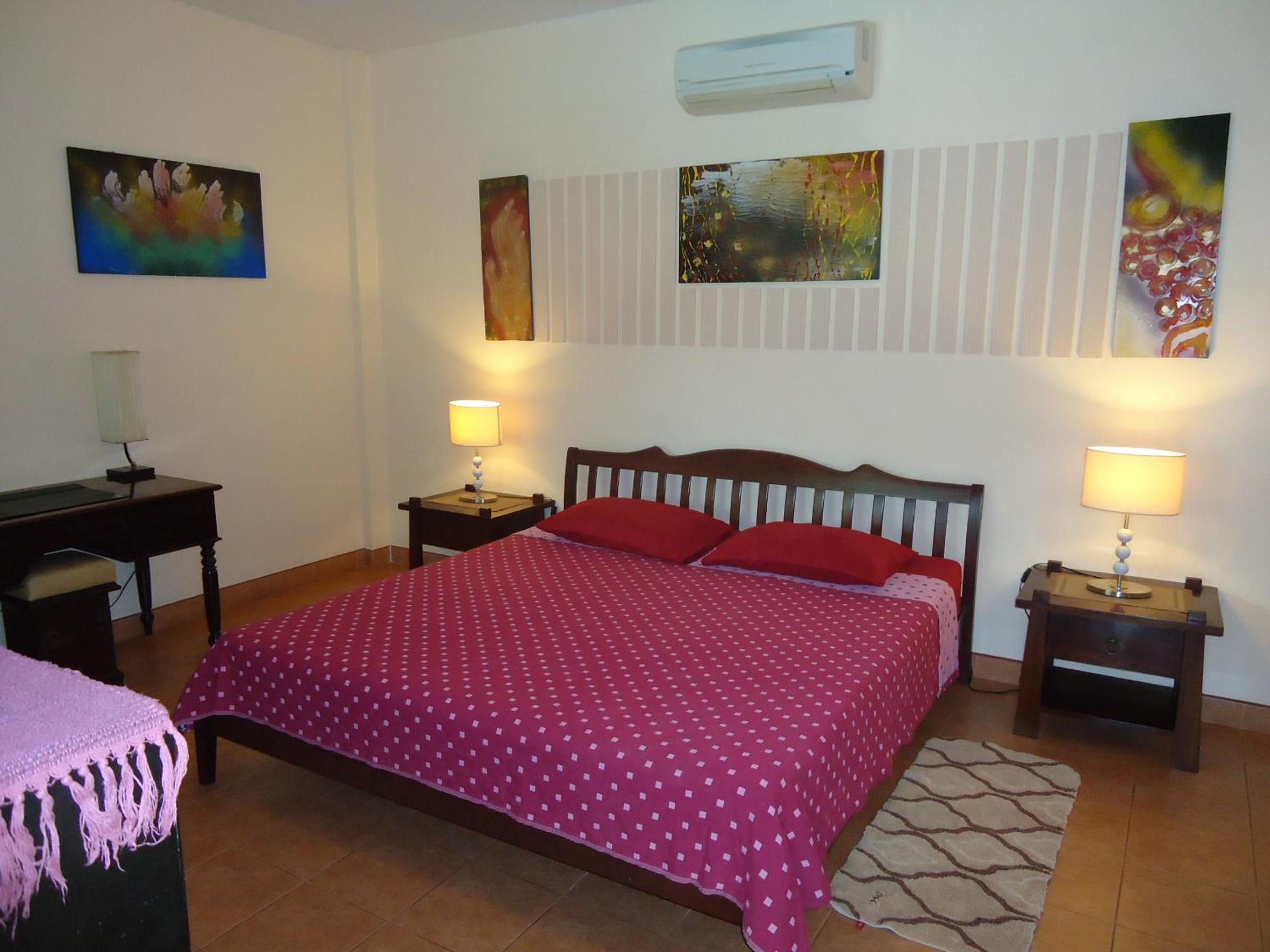 Bungalow with Pool Access photo 1