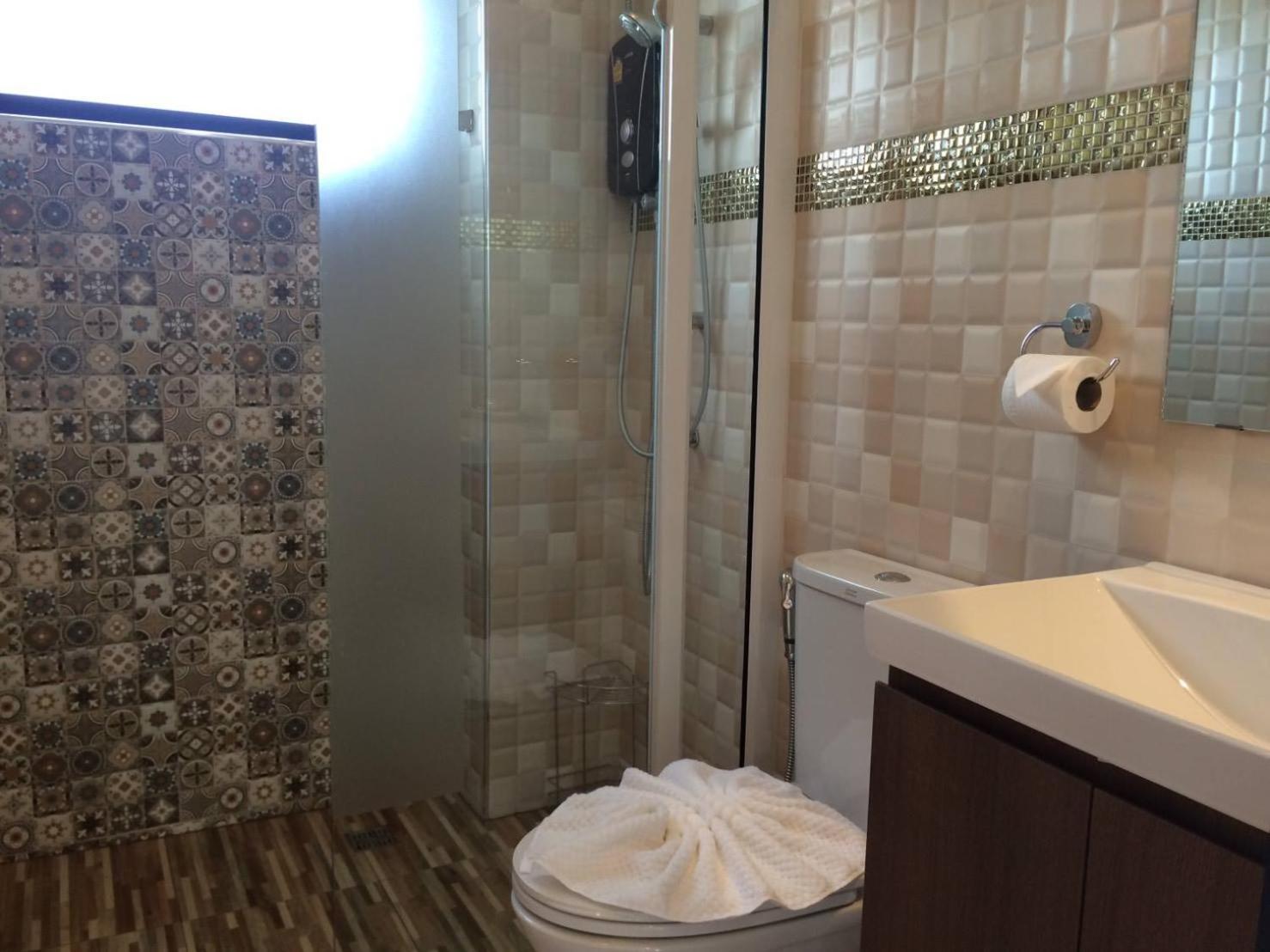 Standard Double Room - Photo 5