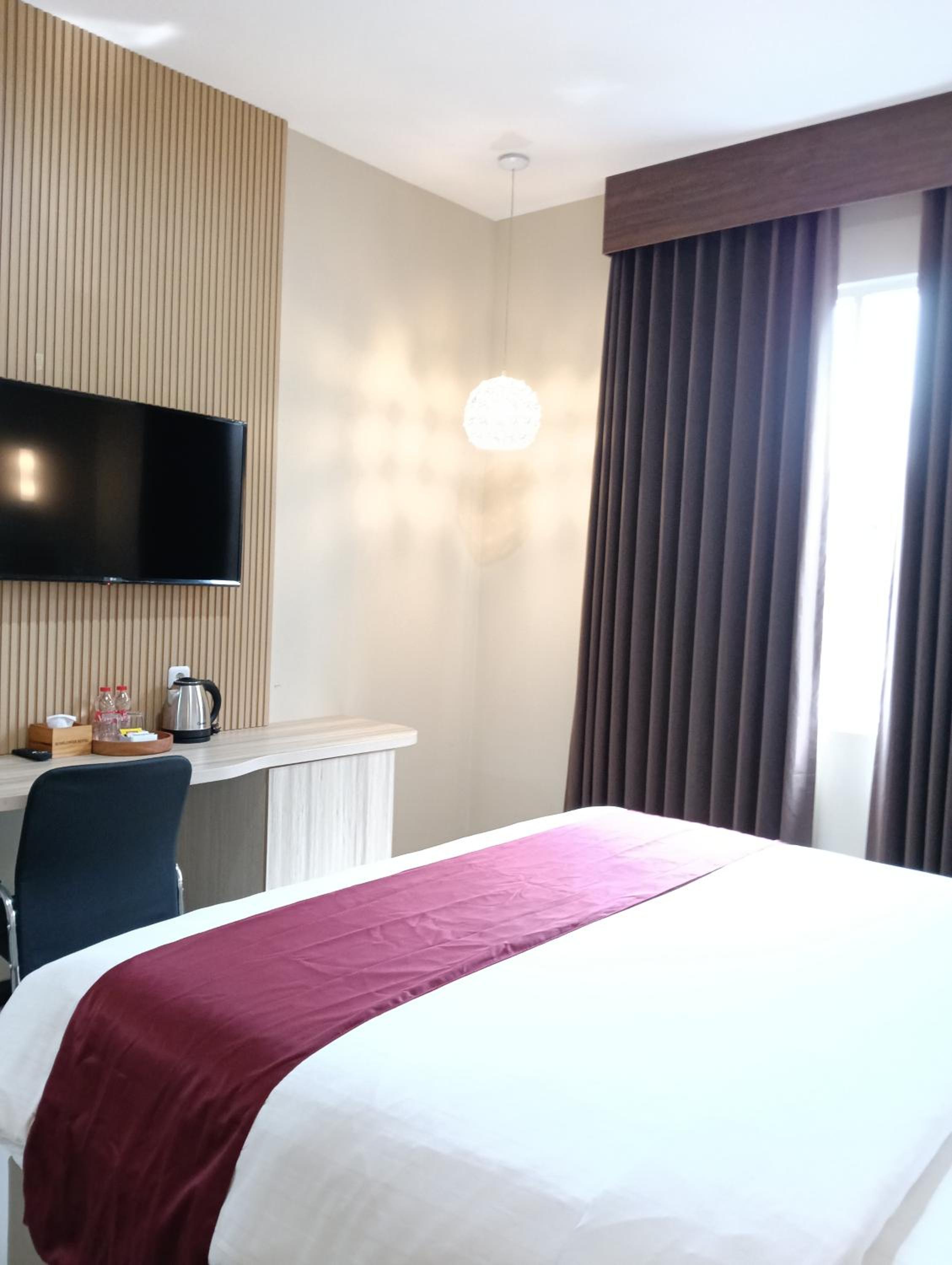 Deluxe Queen Room photo 2