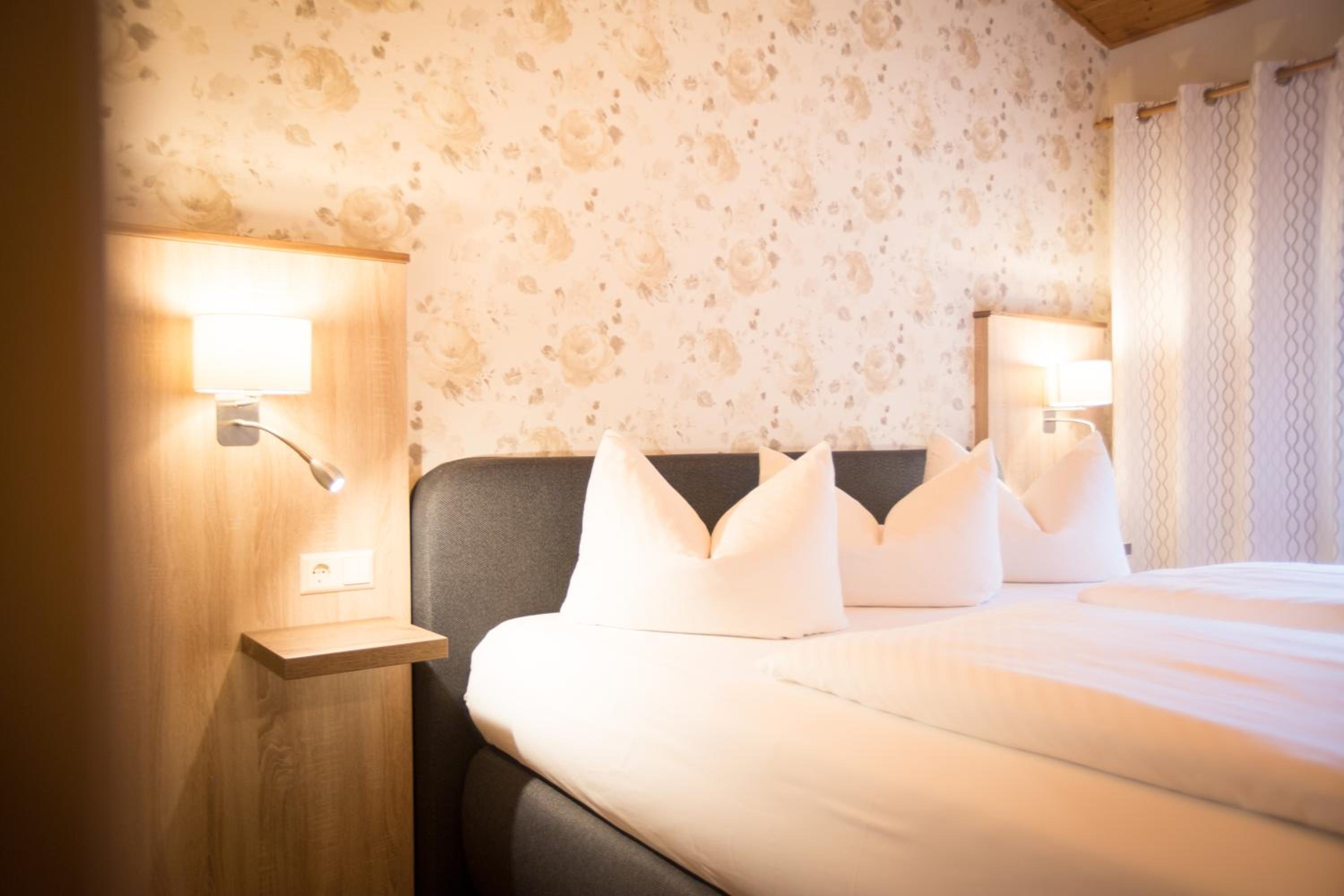 Double Room - Photo 4